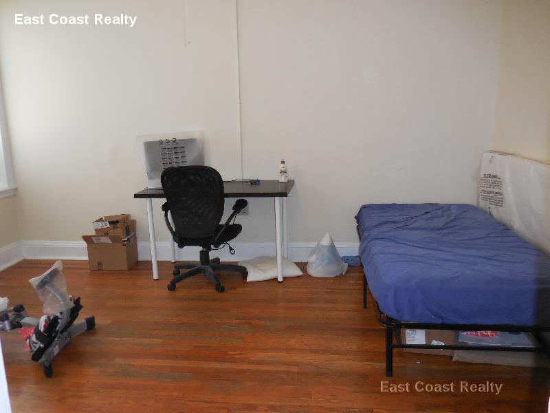 368 Riverway, Mission Hill