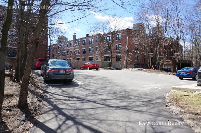 19 Braemore Rd, Brighton