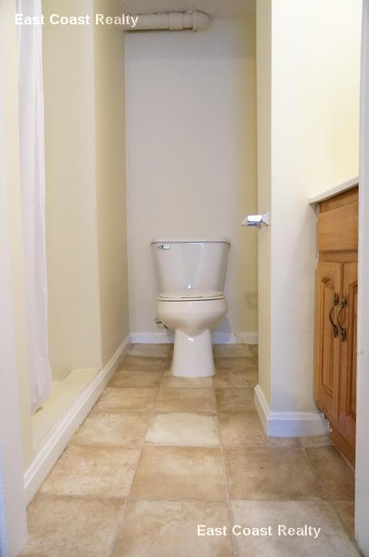 41 Chestnut Hill Ave, Brighton