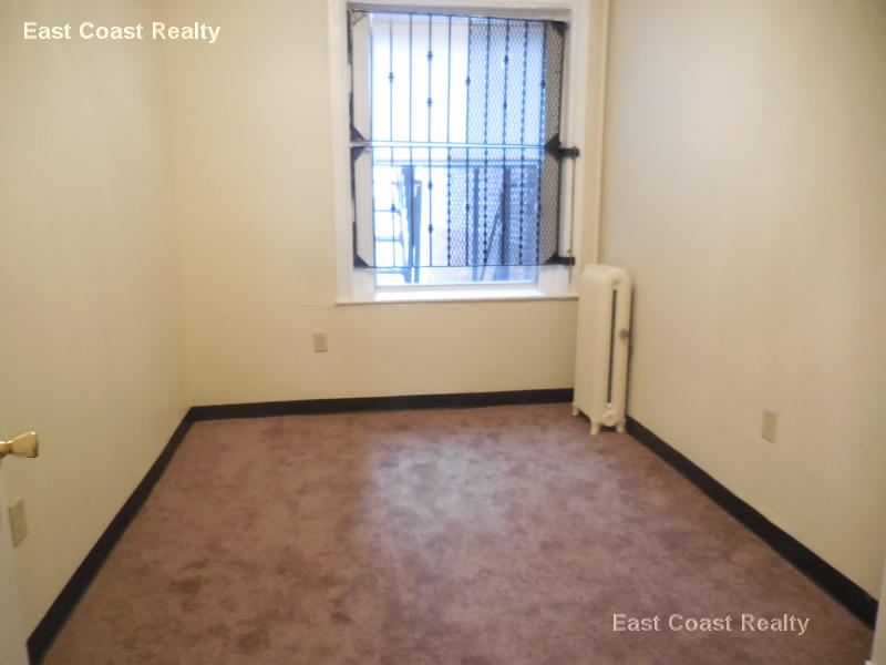 1292 Commonwealth Ave, Allston