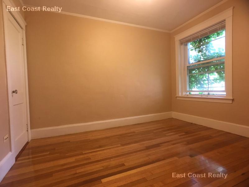 1615 Commonwealth Ave, Brighton