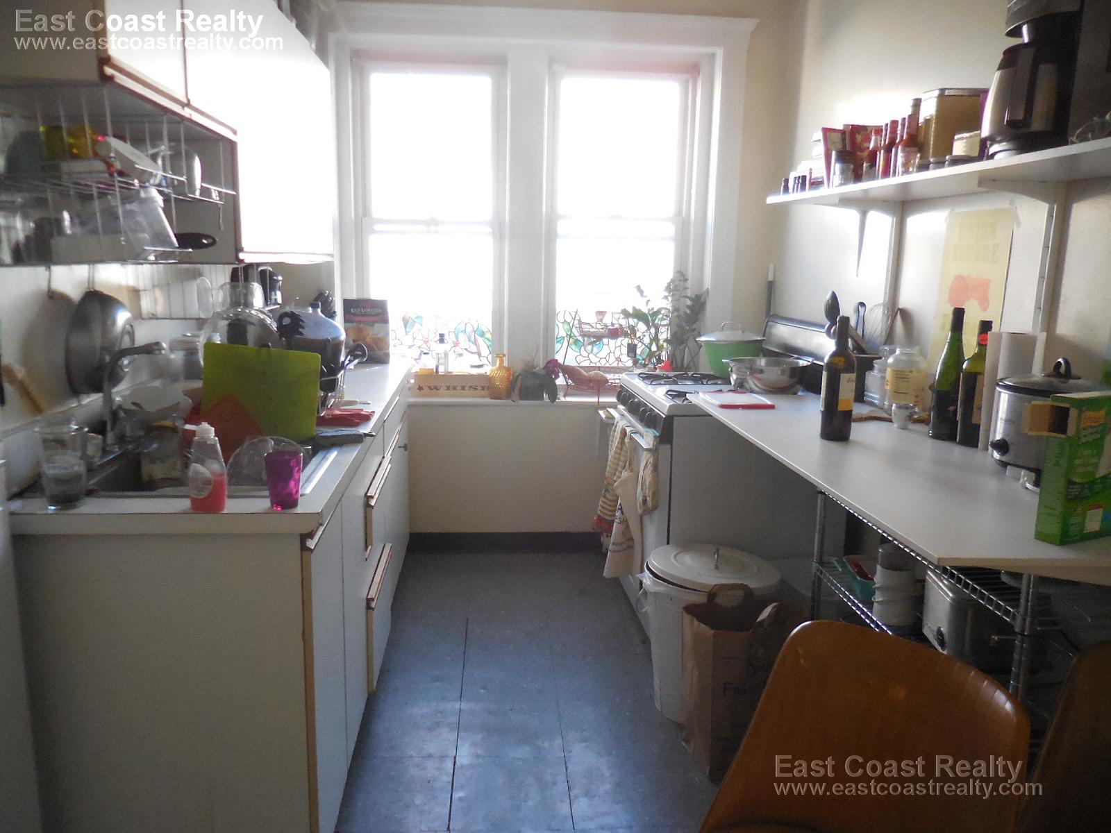 51 Linden St, Allston