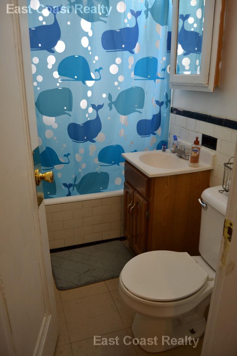 51 Linden St, Allston