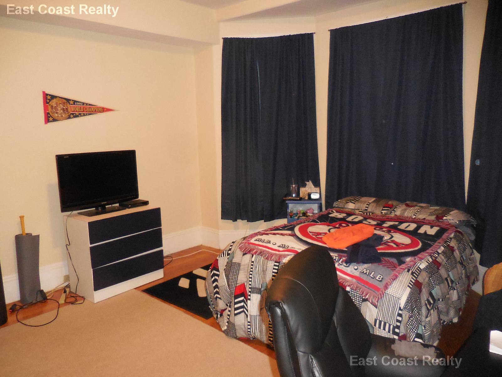 19 Braemore Rd Apt, Brighton