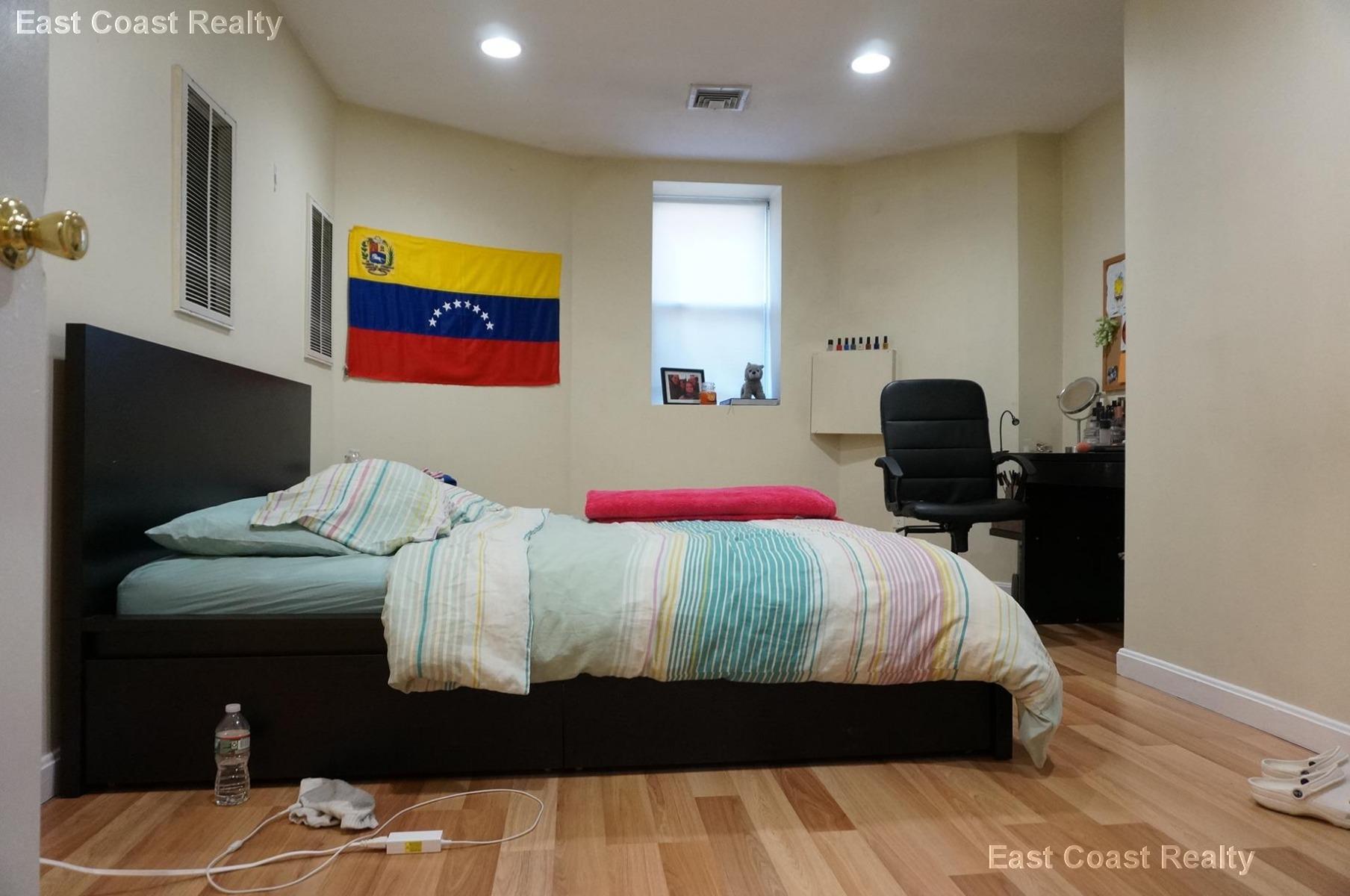 19 Braemore Rd, Brighton