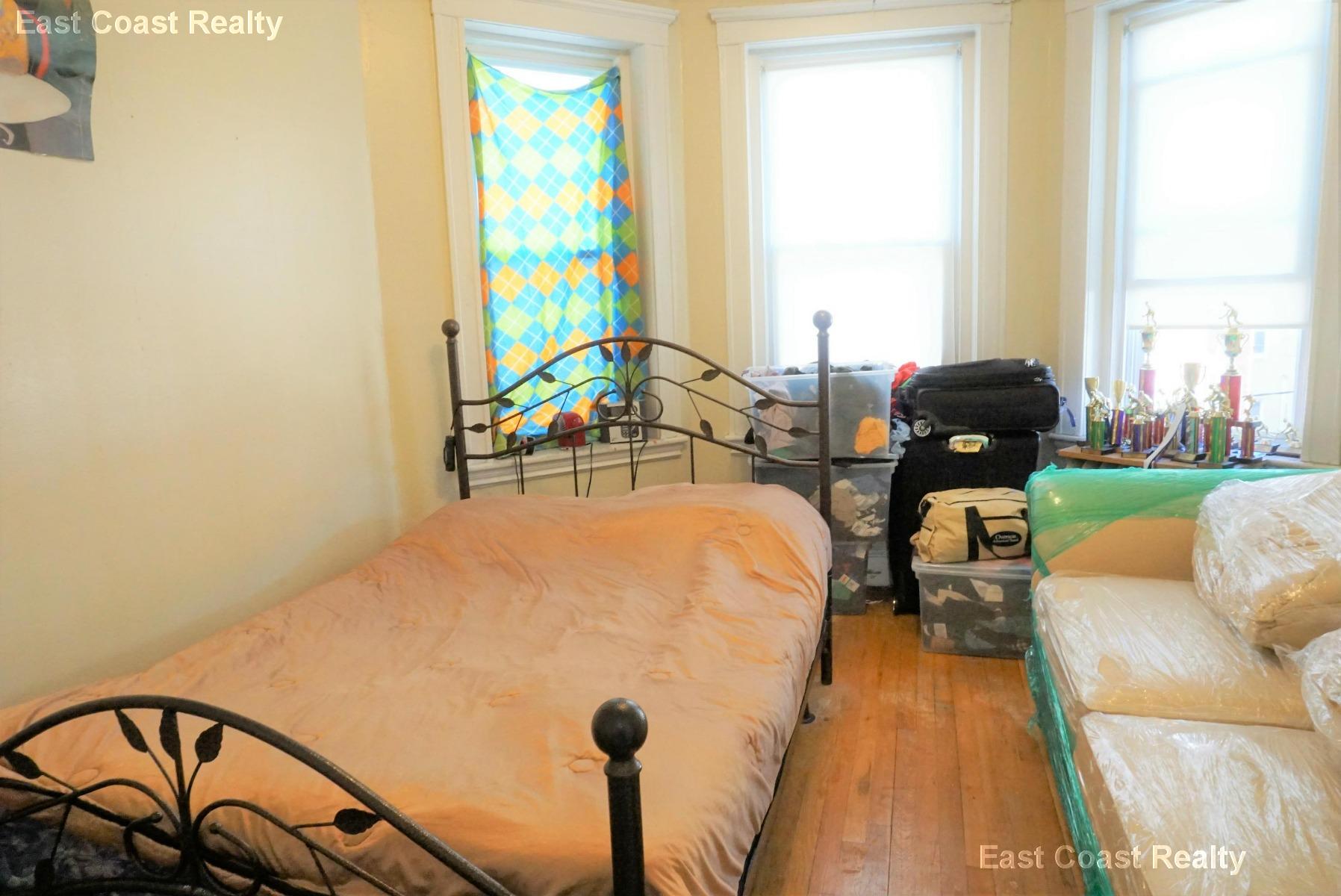 63 Woodstock Ave, Brighton