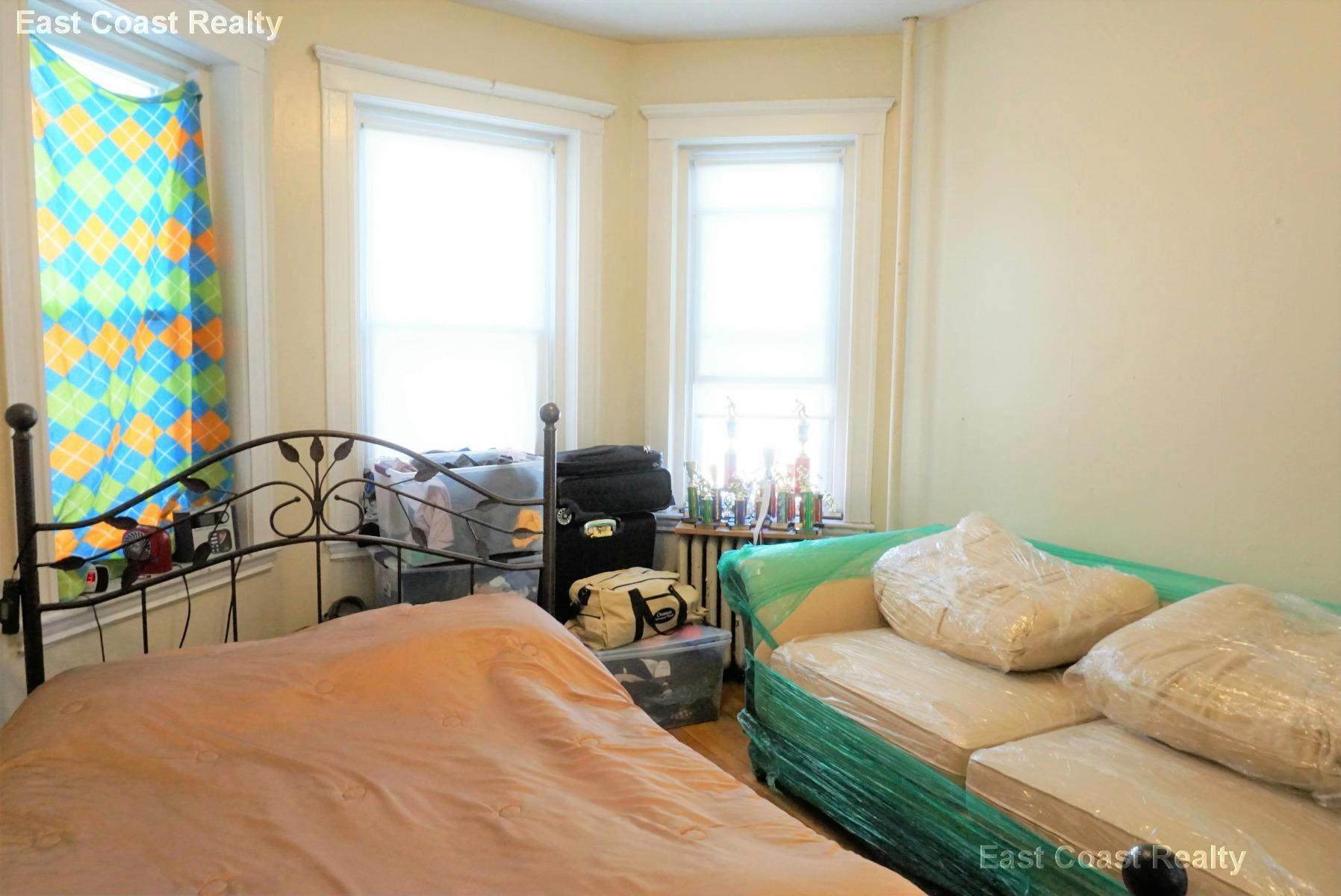 63 Woodstock Ave, Brighton