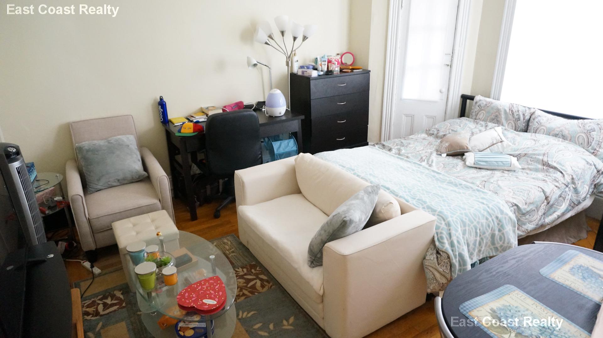 11 Royce Rd, Allston