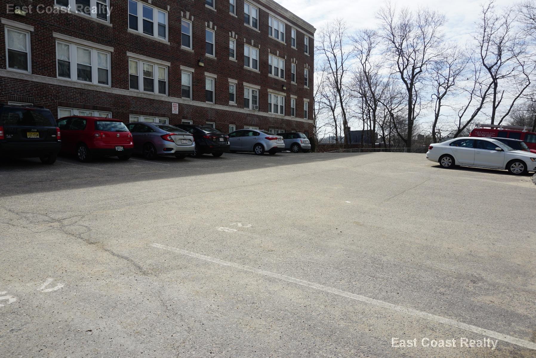 1800 Commonwealth Ave, Brighton