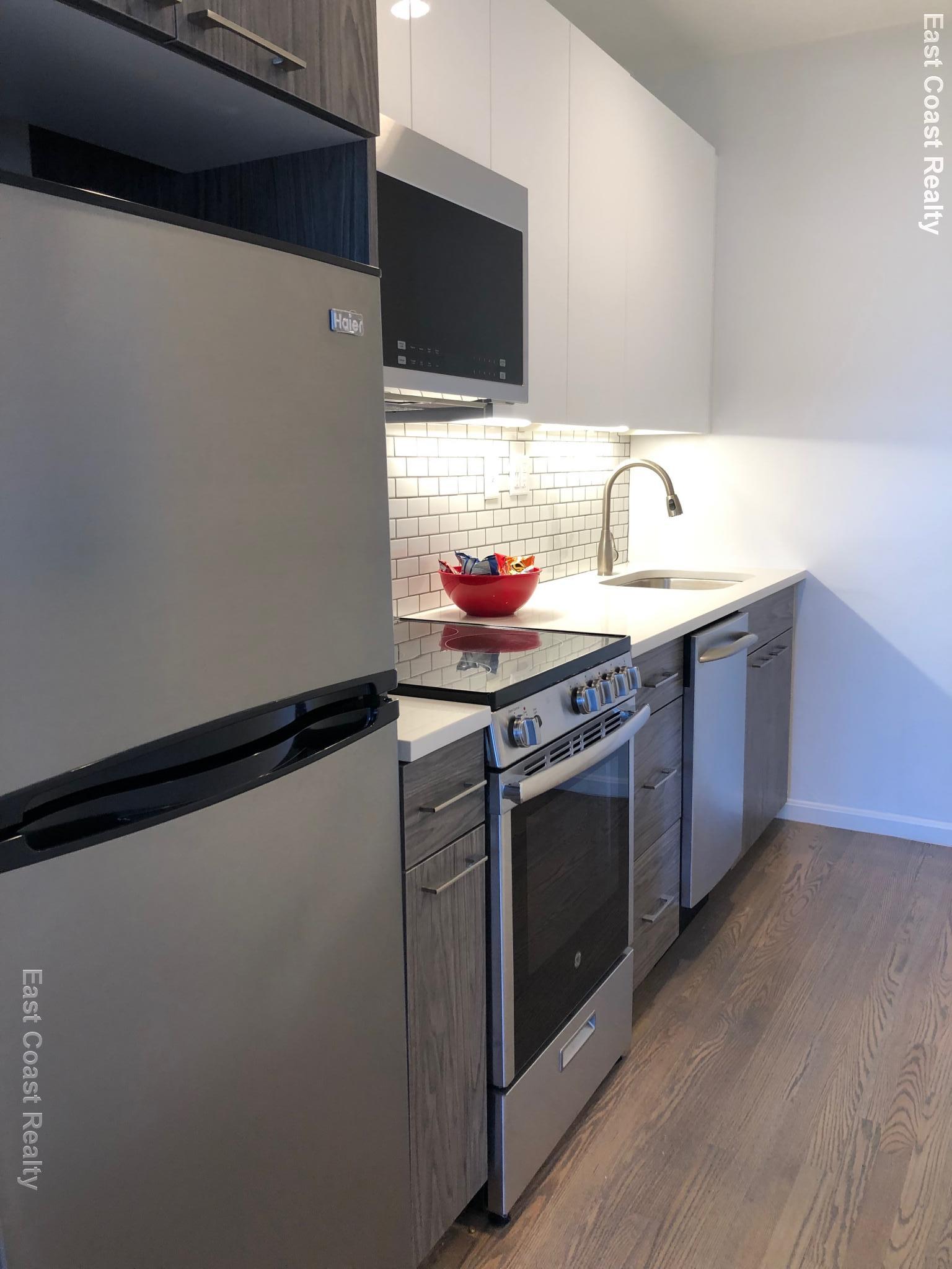 19 Peterborough St, Fenway