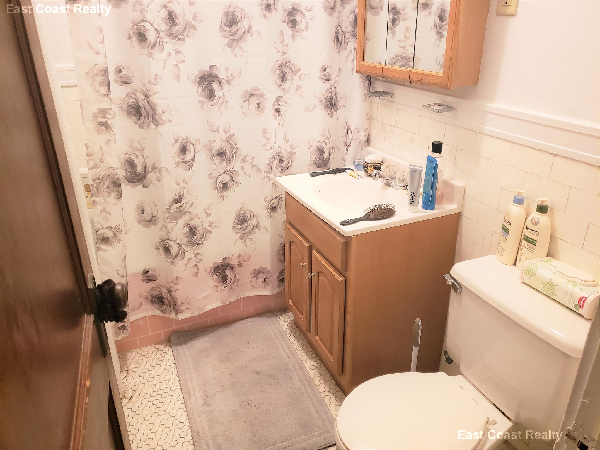 63 Woodstock Ave, Brighton