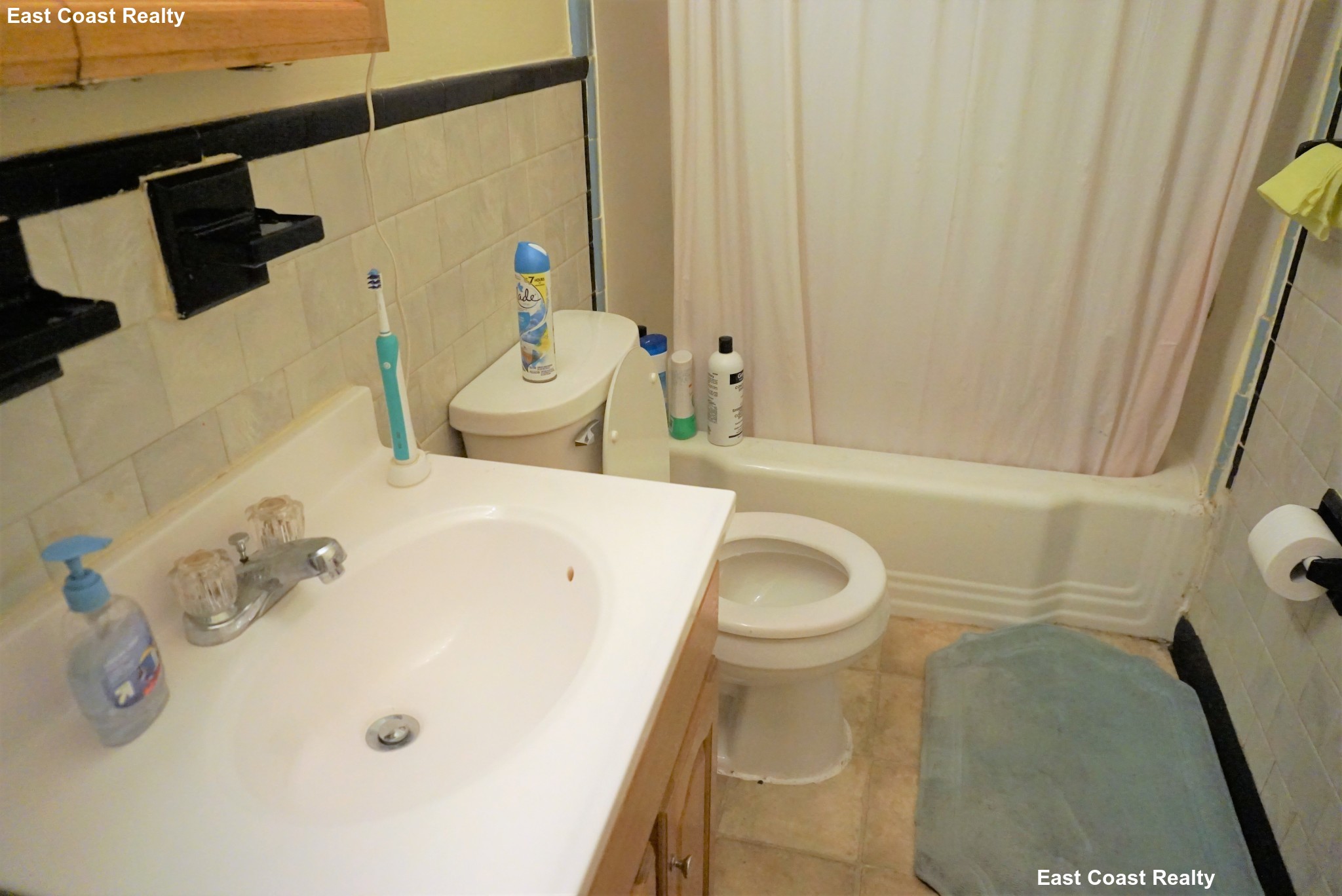 1292 Commonwealth Ave, Allston