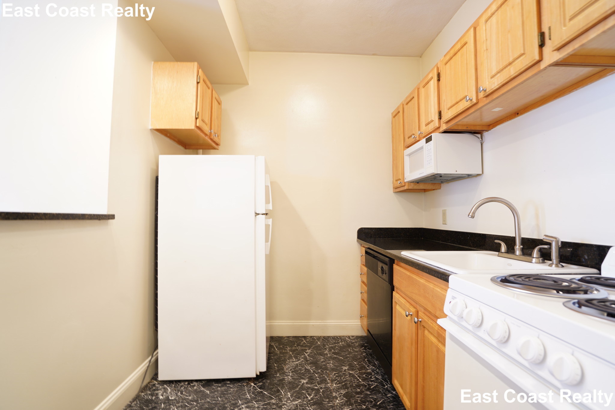 51 Queensberry St, Fenway