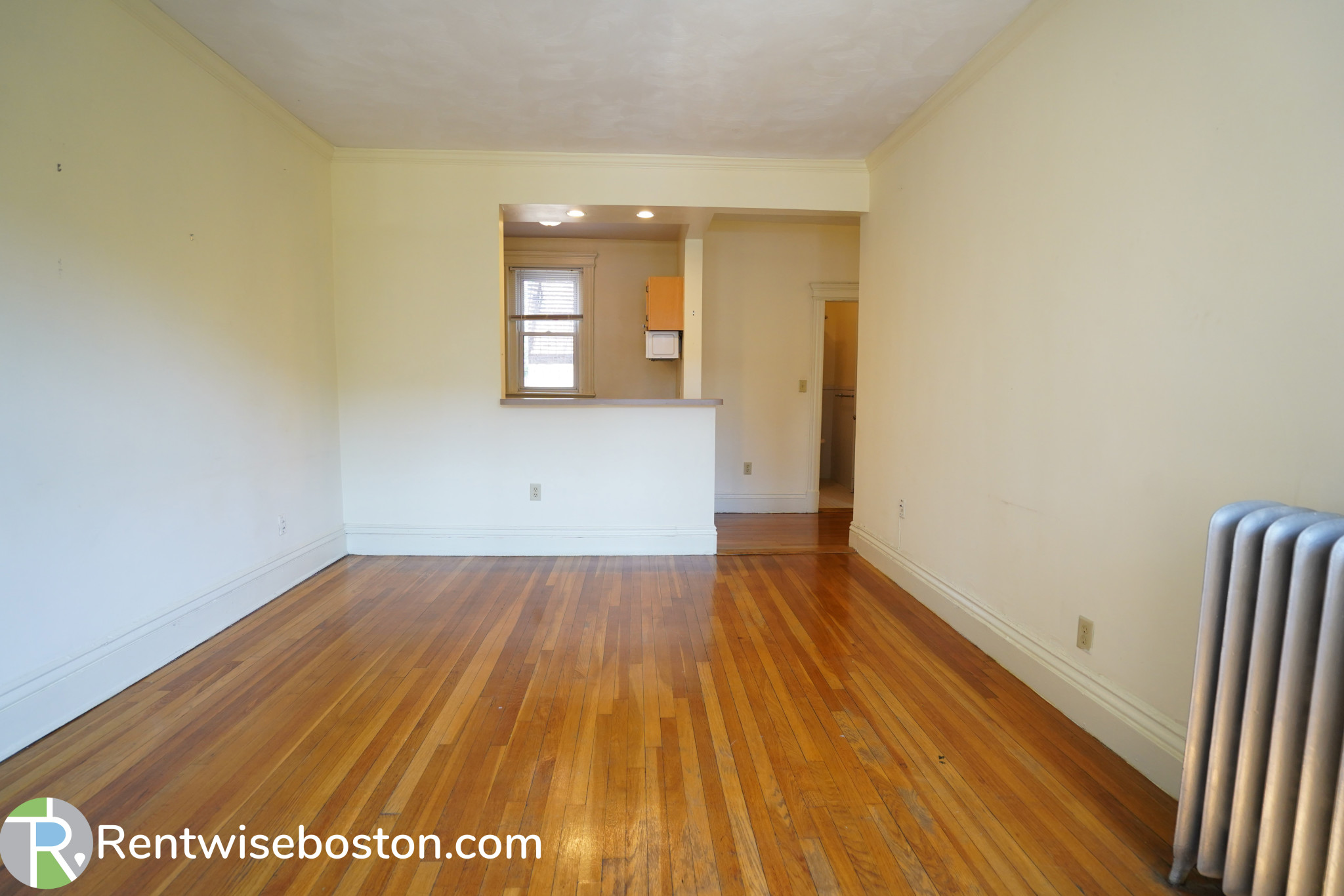 109 Queensberry St, Fenway