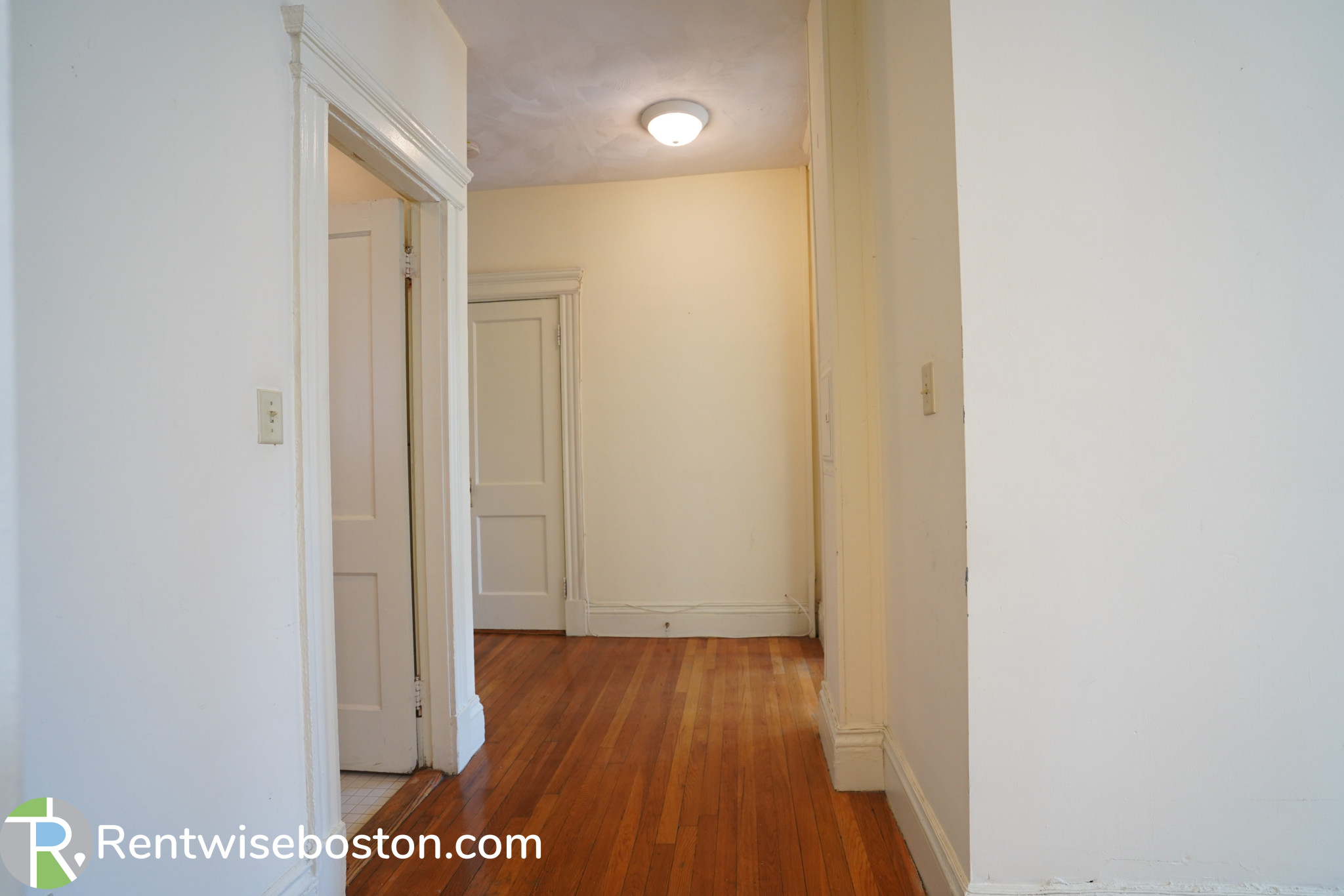 109 Queensberry St, Fenway