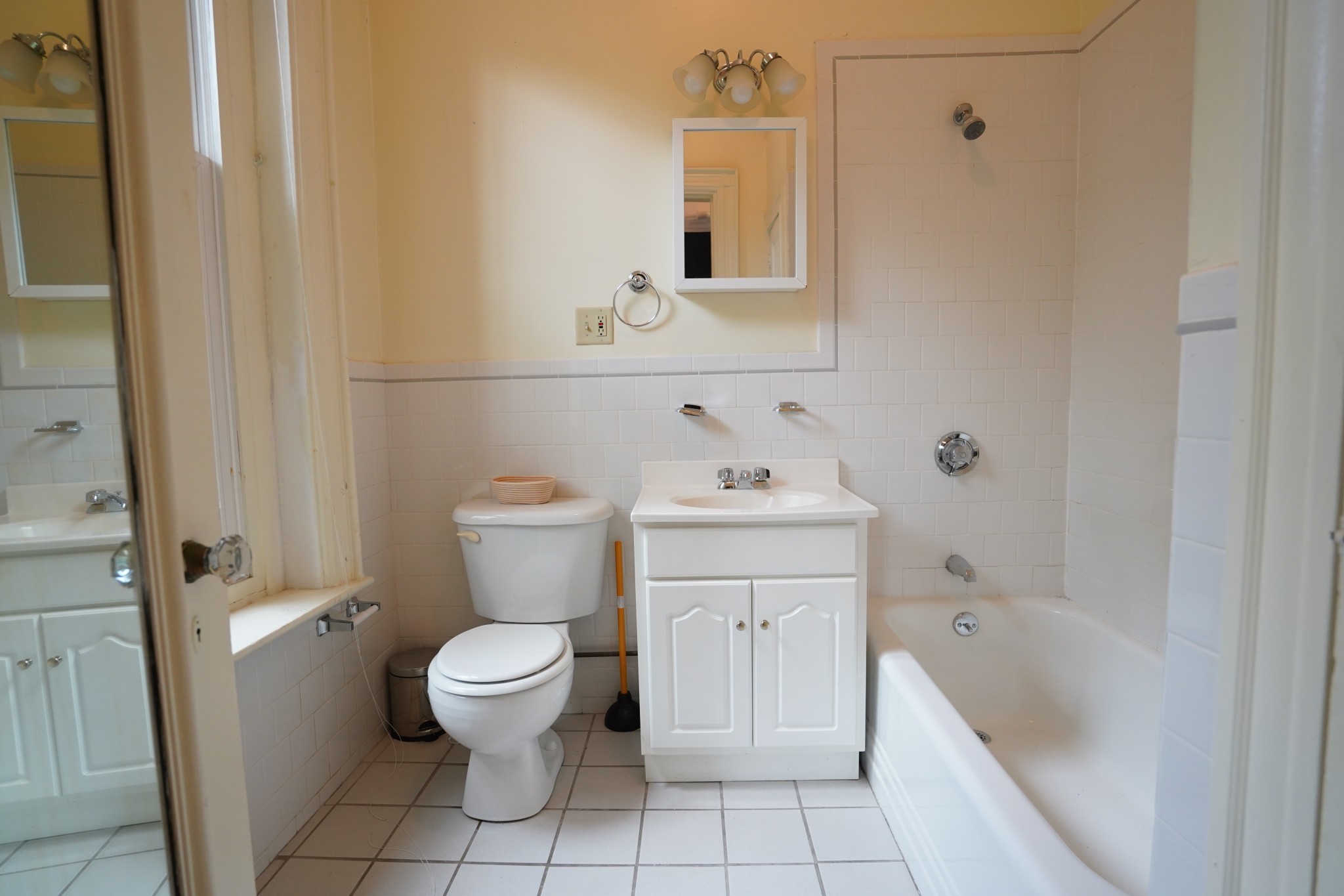 379 Commonwealth Ave, Back Bay