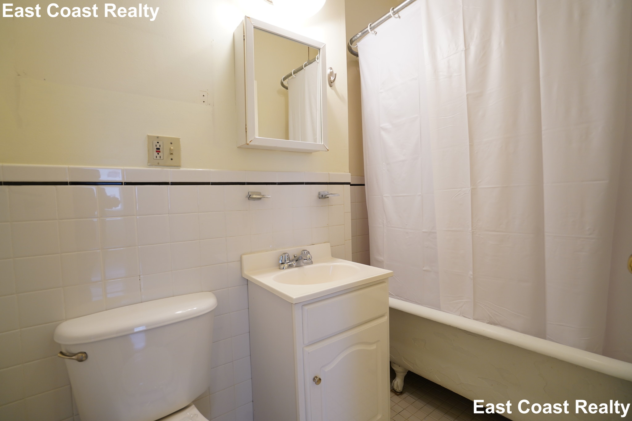 28 Queensberry St, Fenway