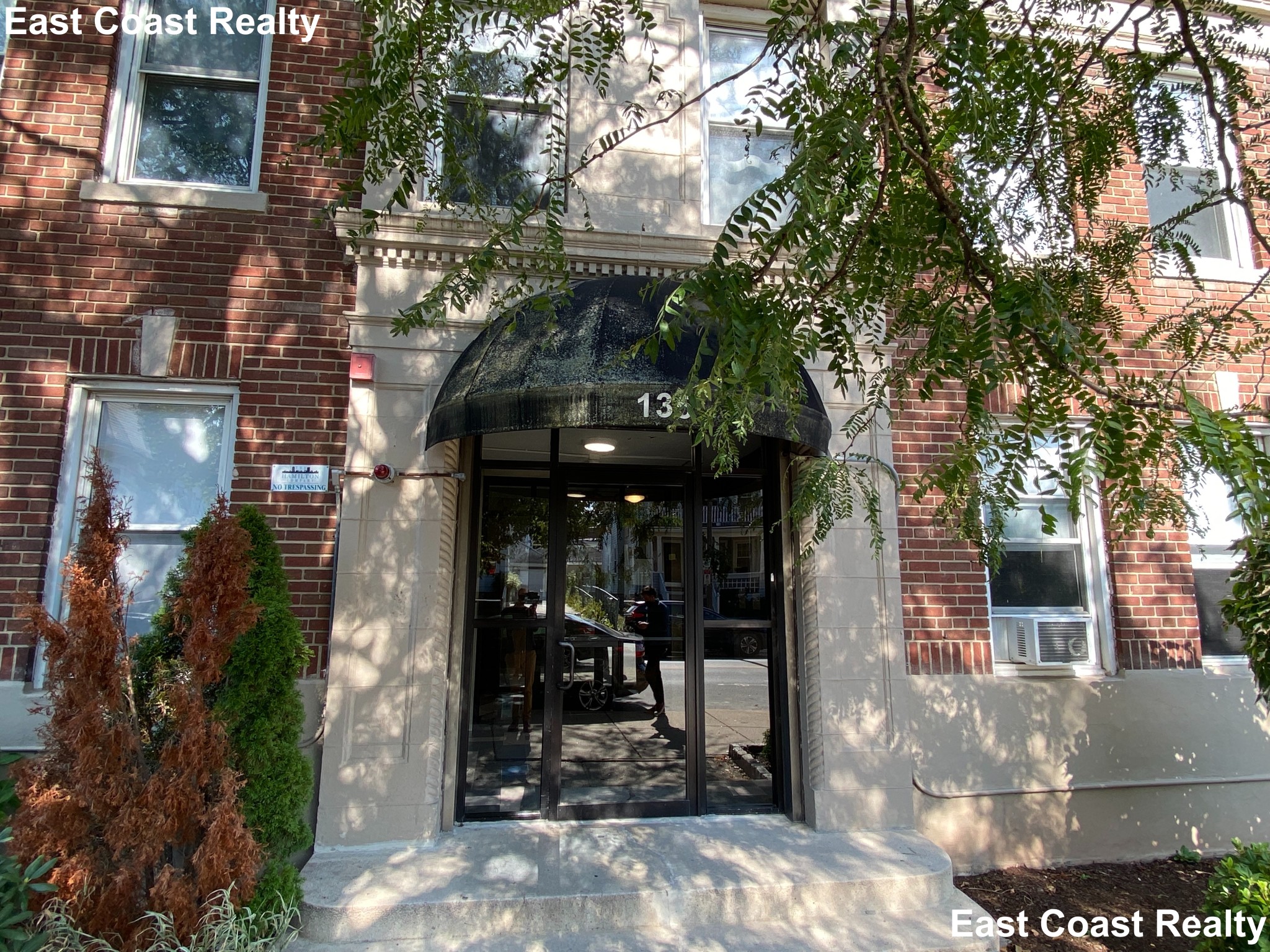 135 Washington St, Brighton