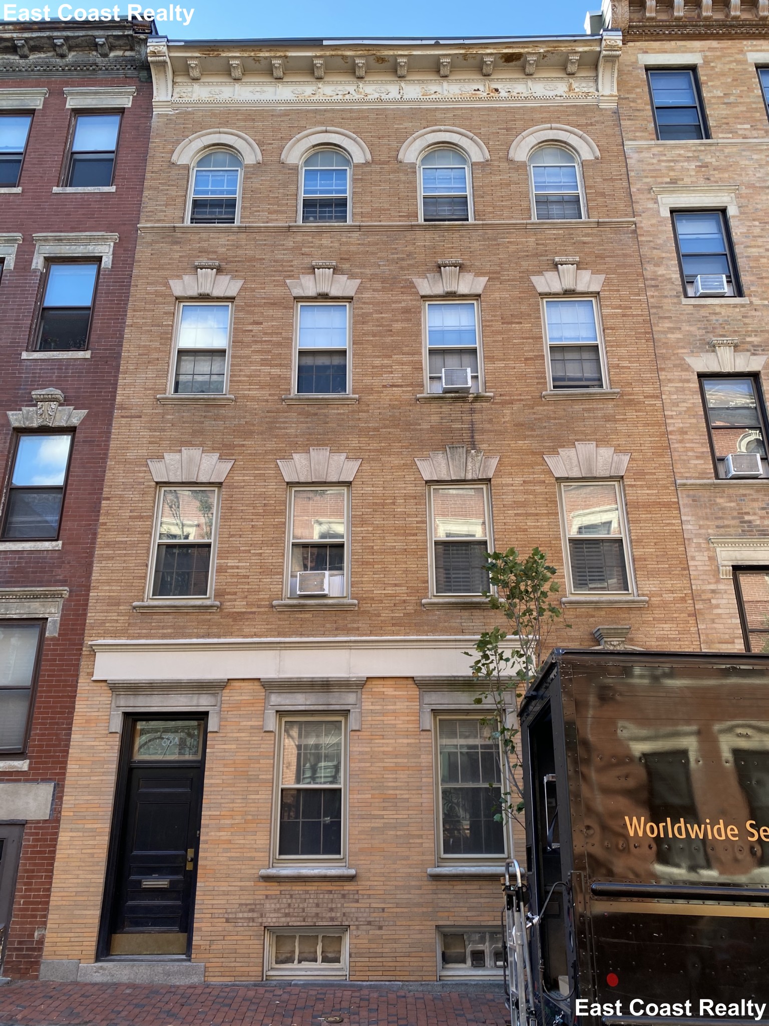 88 West Cedar St, Beacon Hill