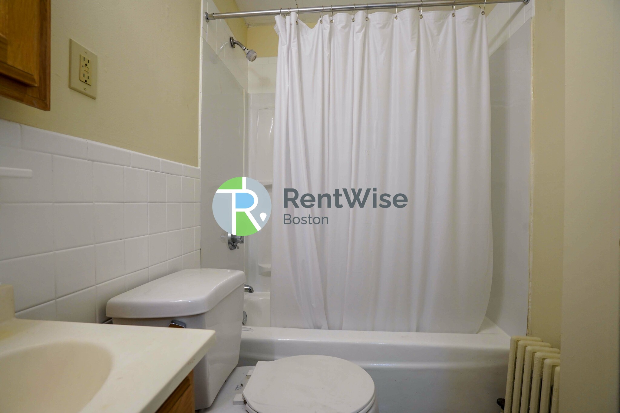 1132 Commonwealth Ave, Allston