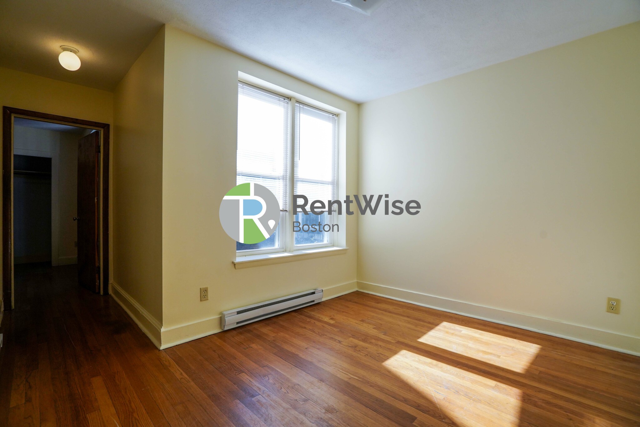 32 Westland Ave, Fenway