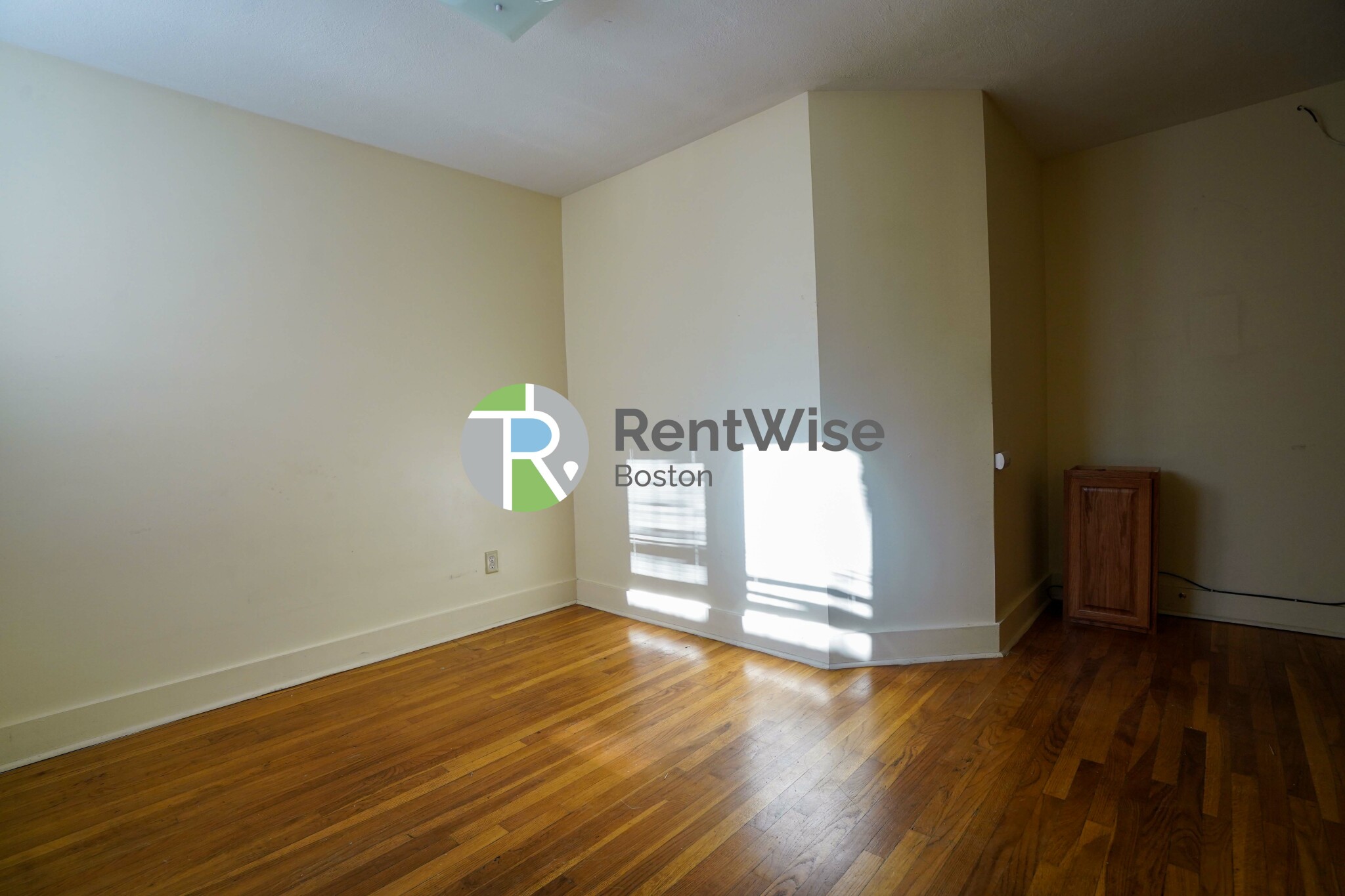 32 Westland Ave, Fenway