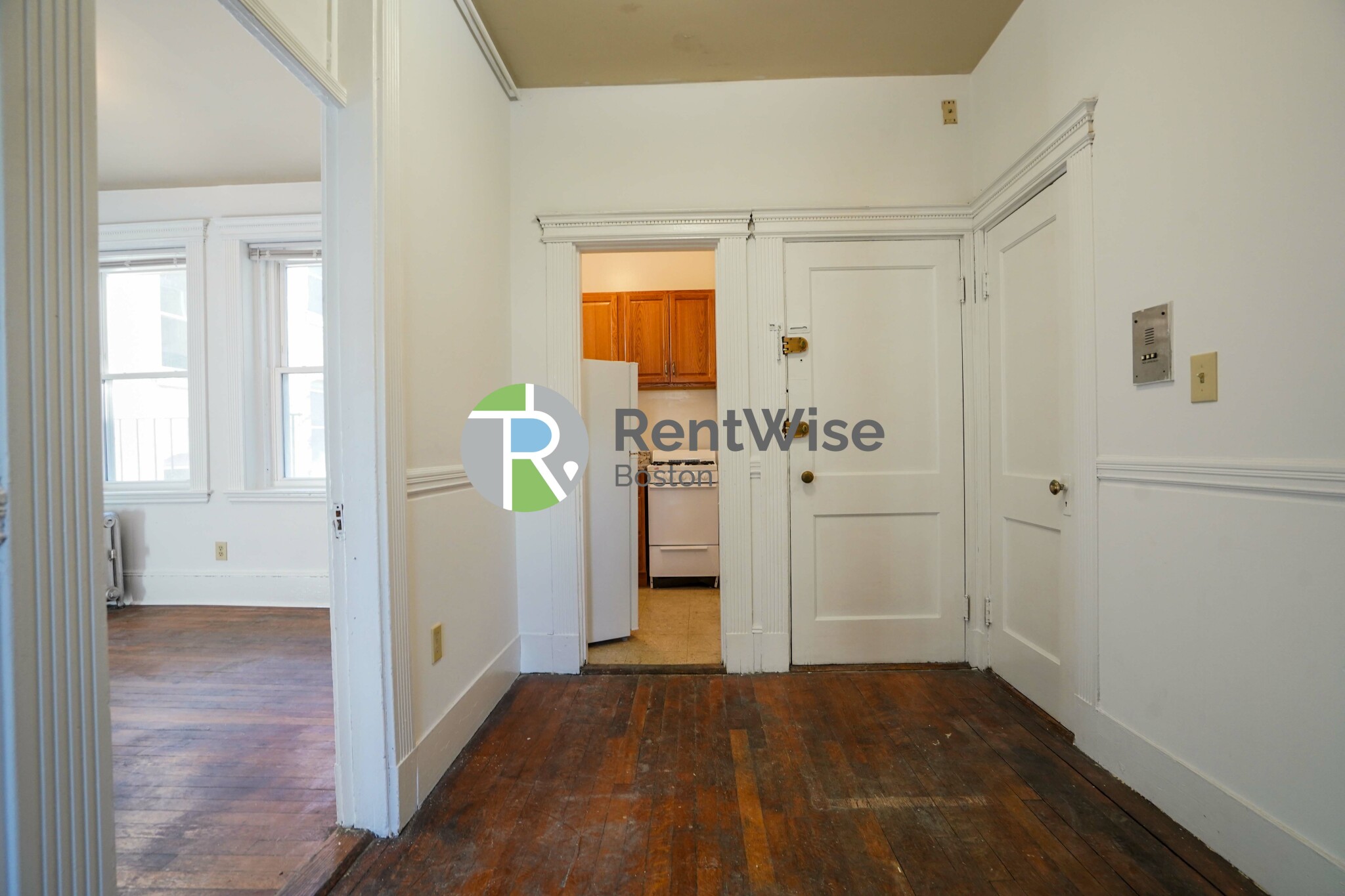 28 Westland Ave, Fenway