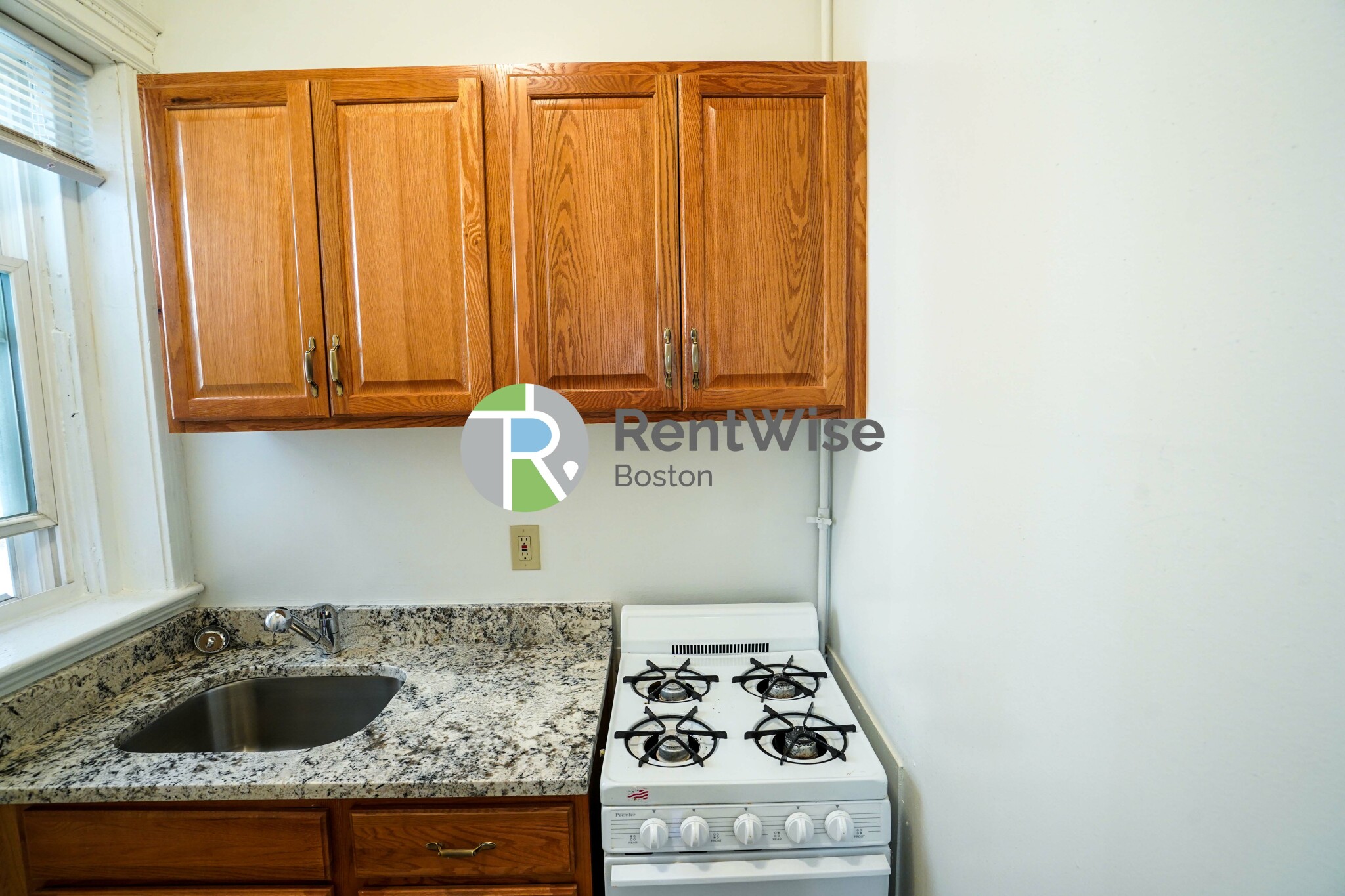 28 Westland Ave, Fenway