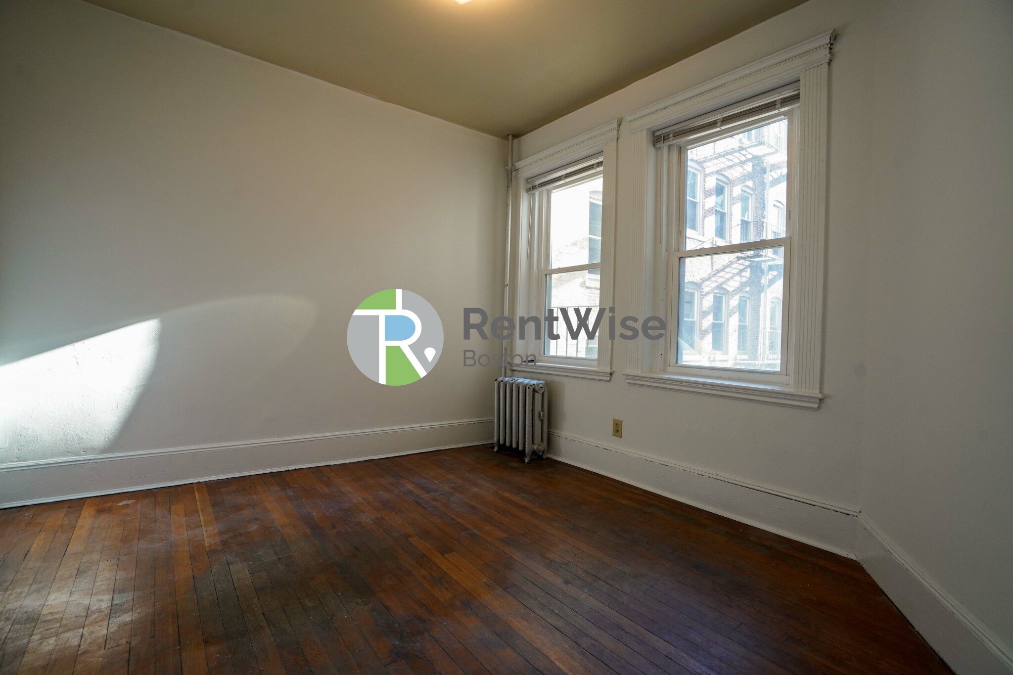 28 Westland Ave, Fenway