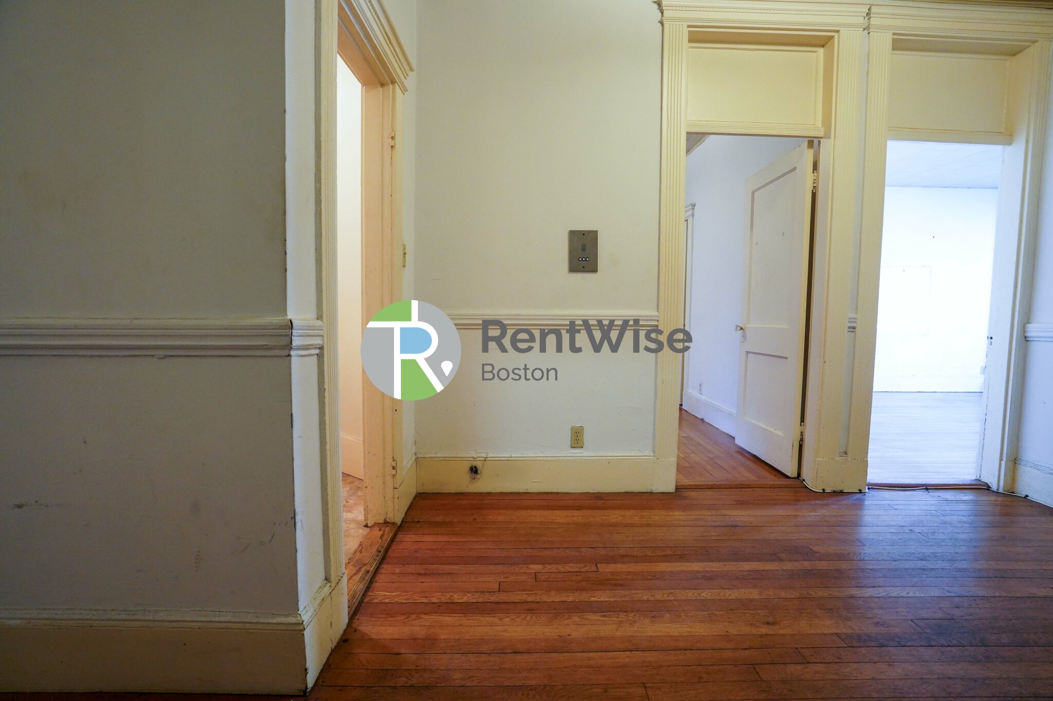 28 Westland Ave, Fenway