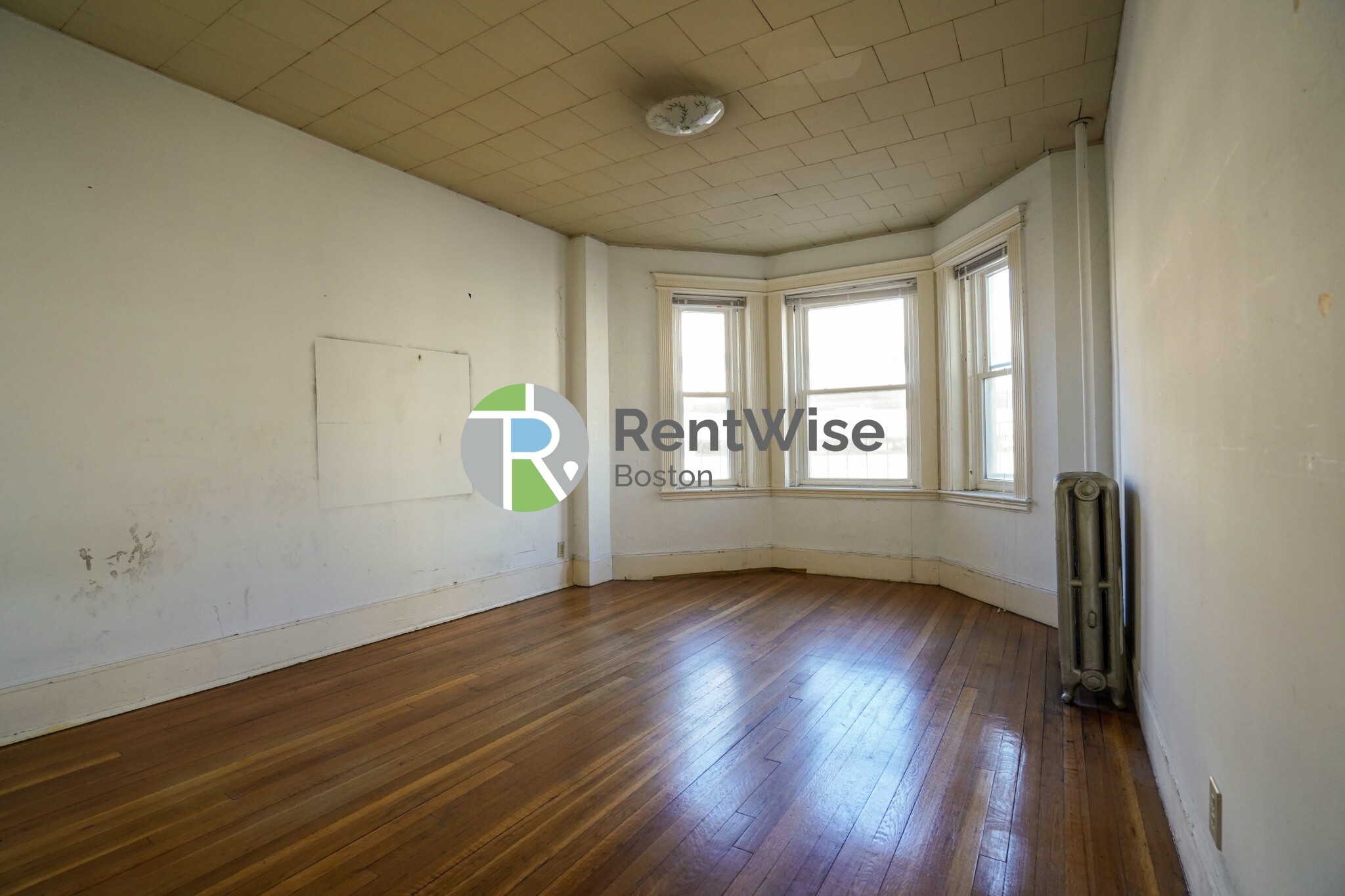 28 Westland Ave, Fenway