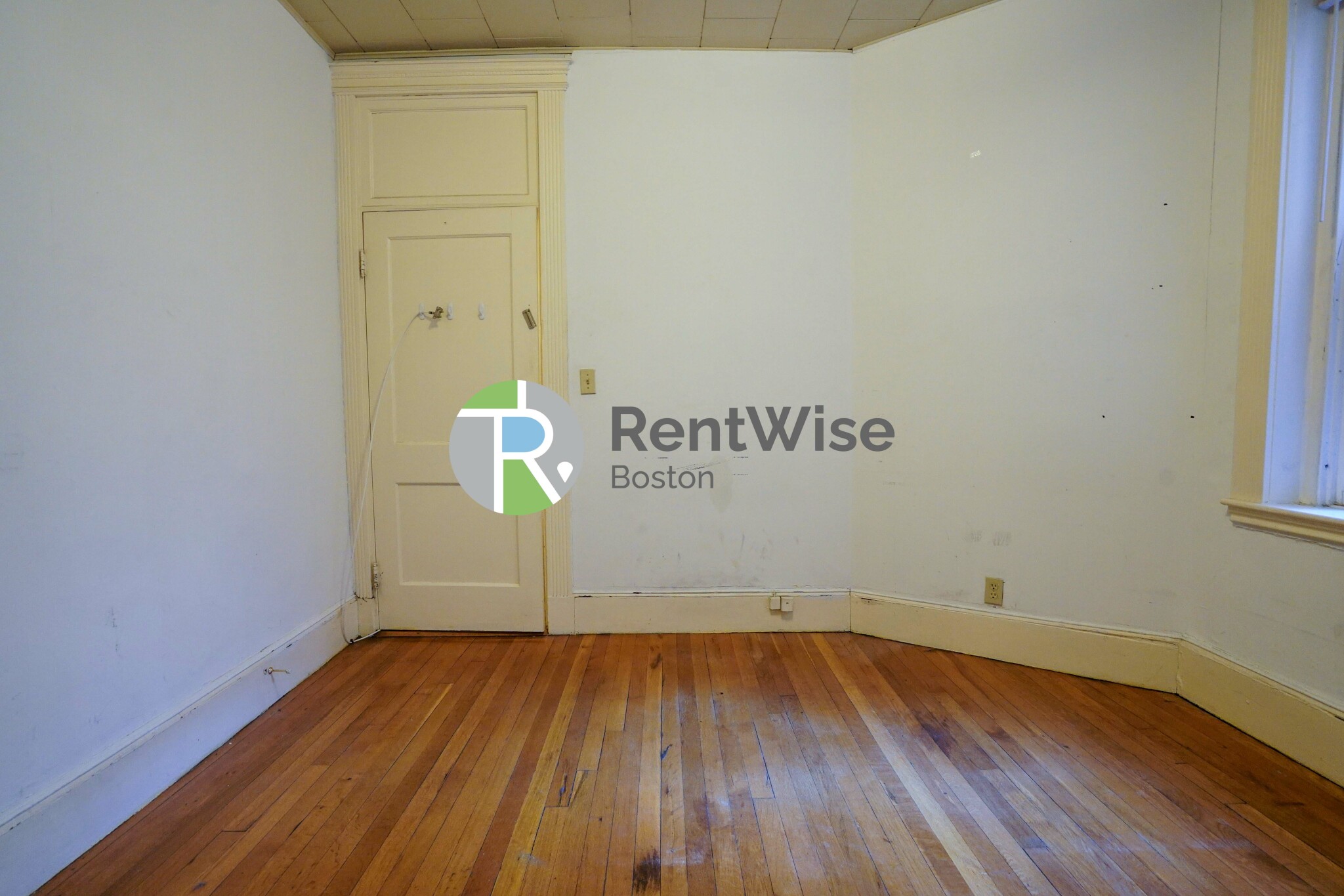 28 Westland Ave, Fenway