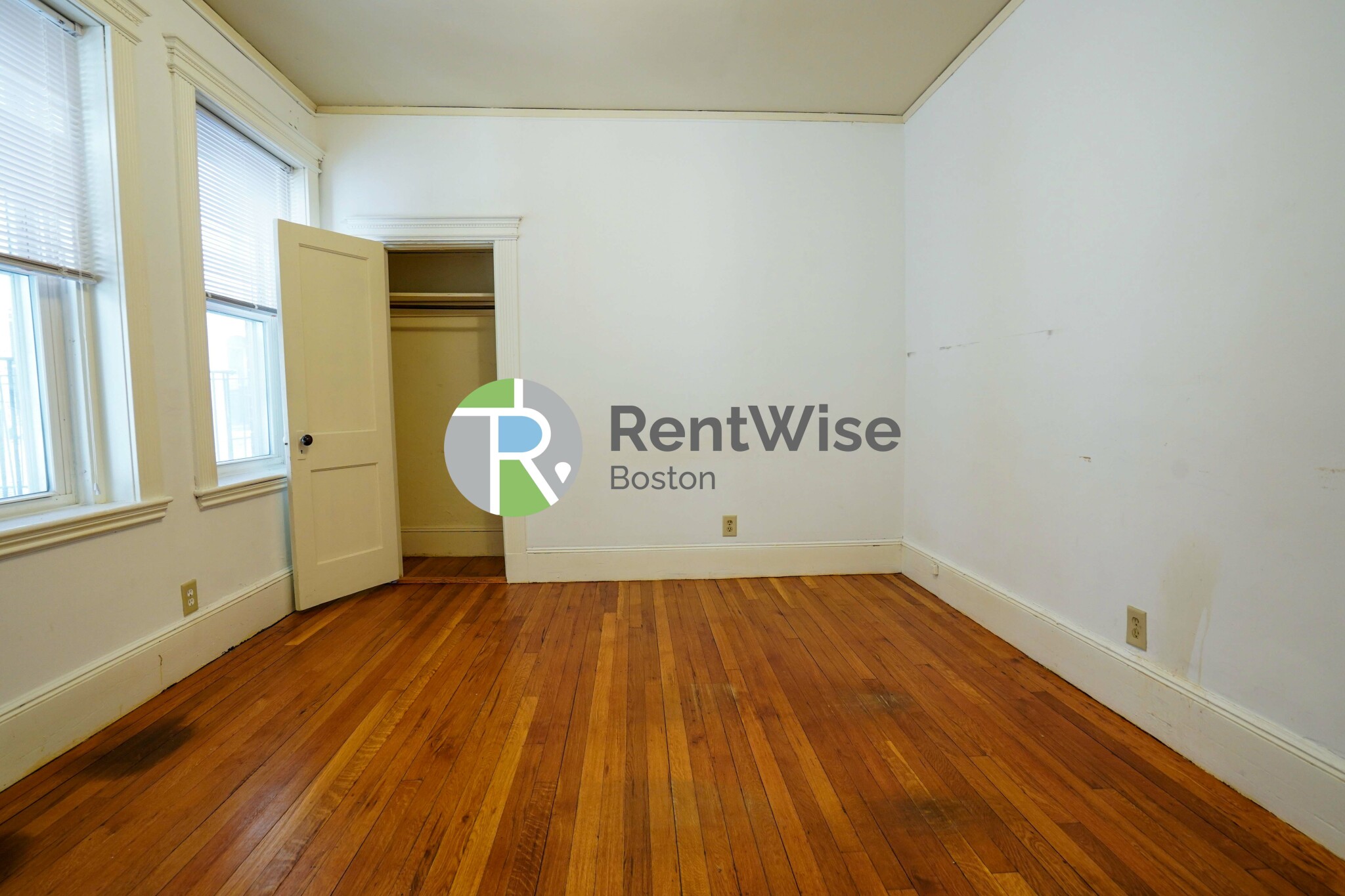 28 Westland Ave, Fenway