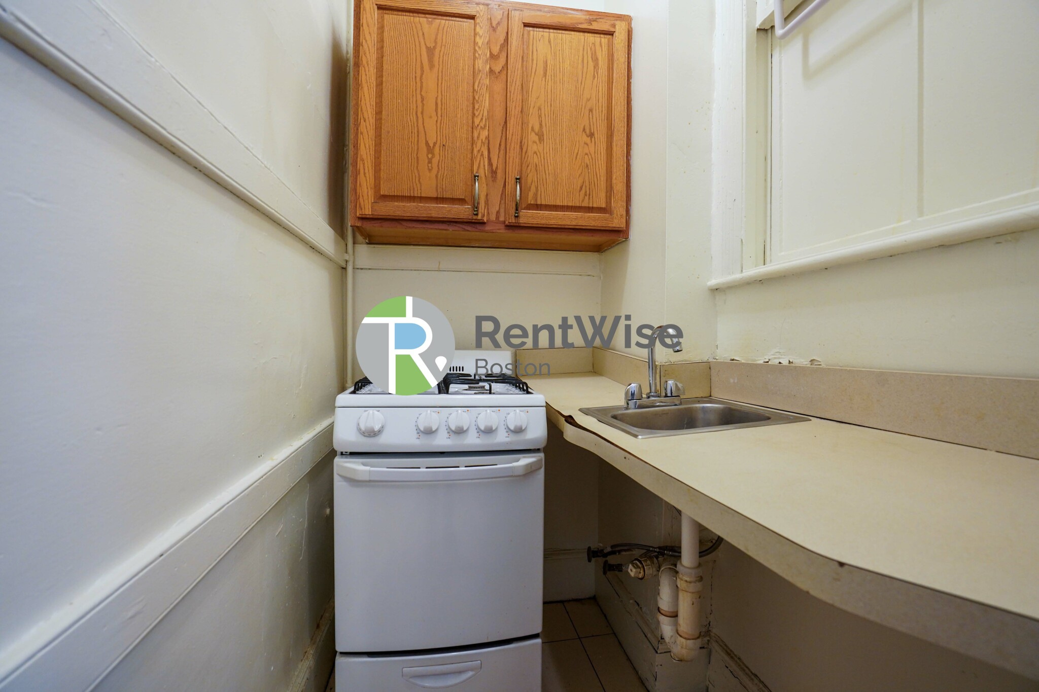 28 Westland Ave, Fenway