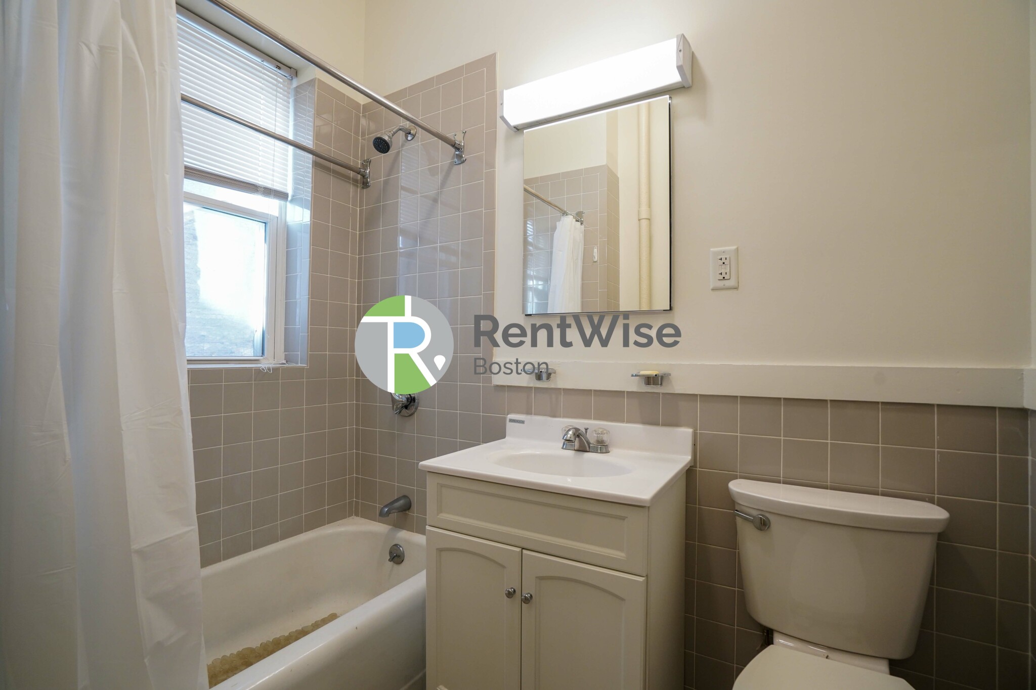 24 Westland Ave, Fenway