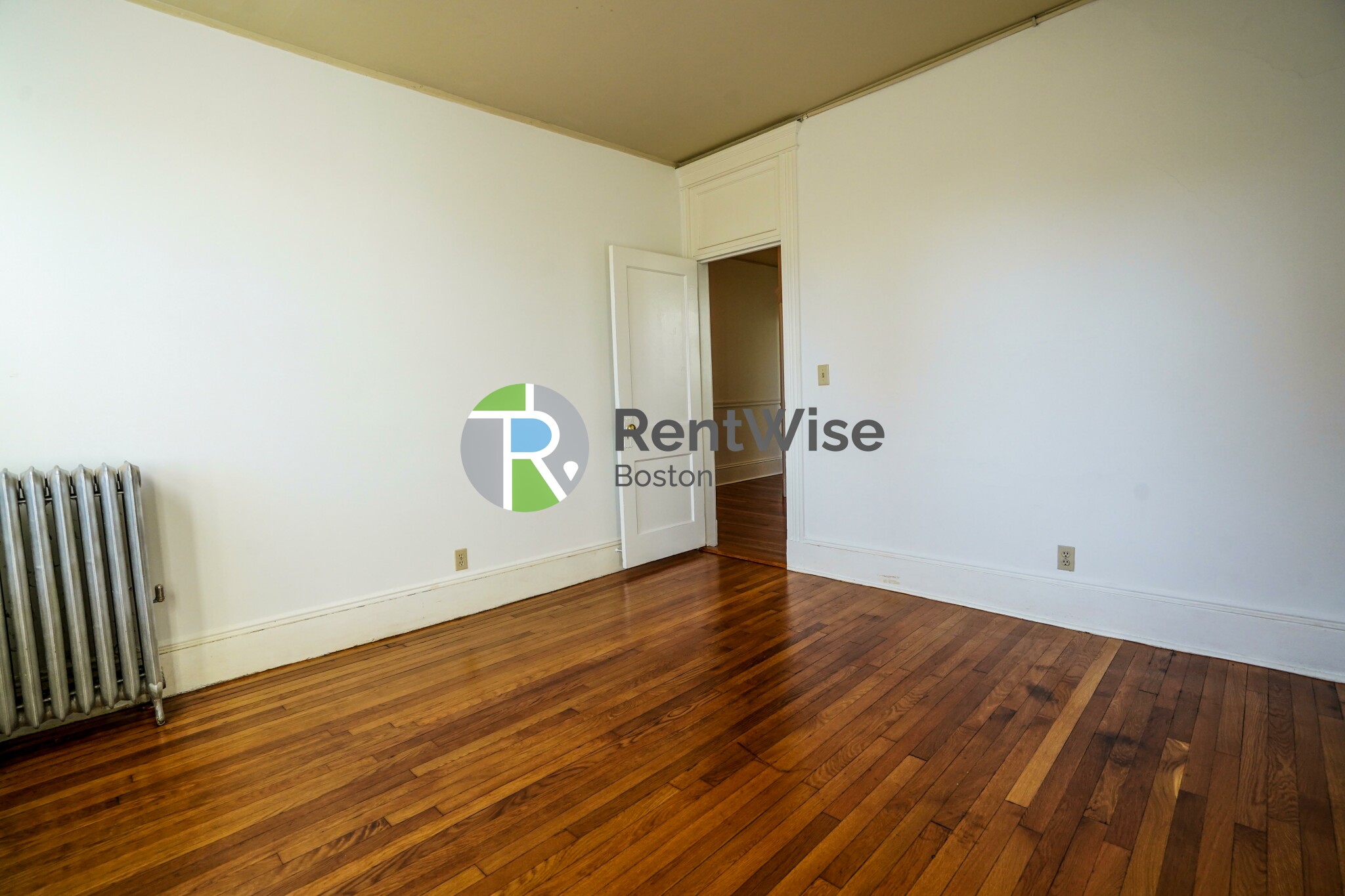 14 Palace Rd, Fenway