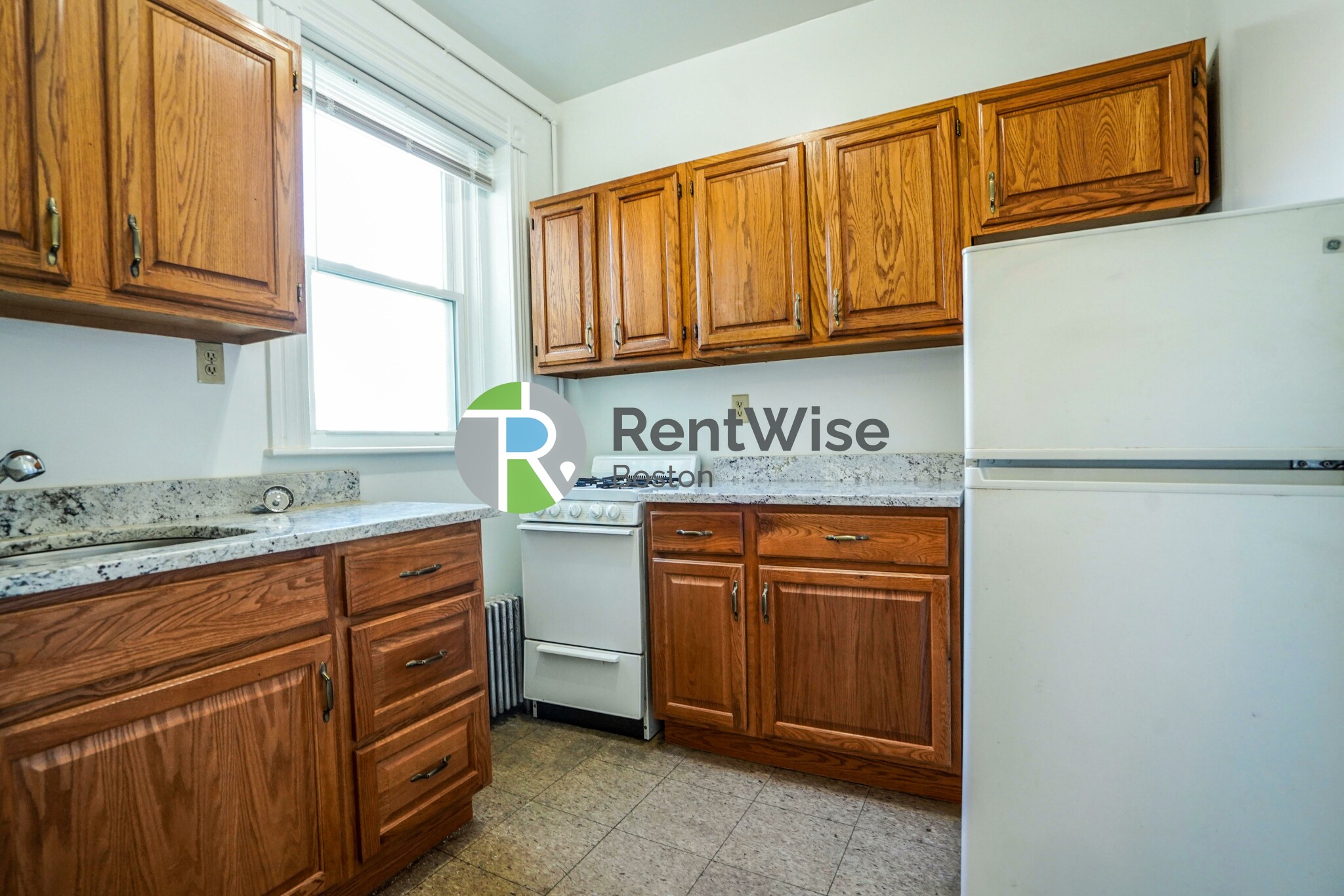 14 Palace Rd, Fenway