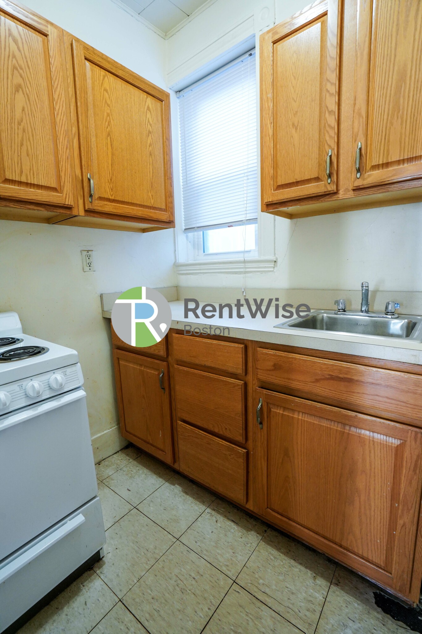 11 Tetlow St, Fenway