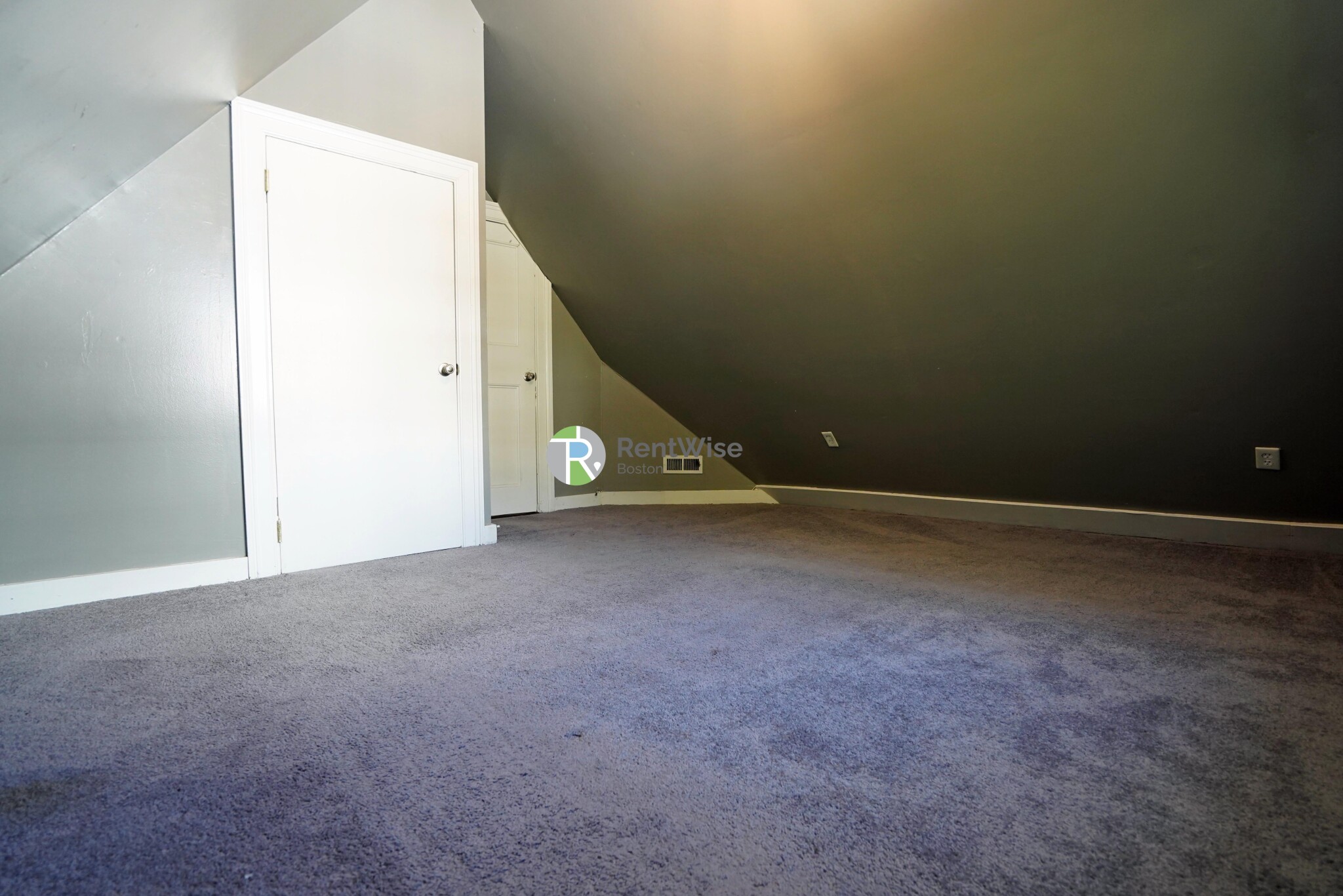 266 Chestnut Hill Ave, Brighton