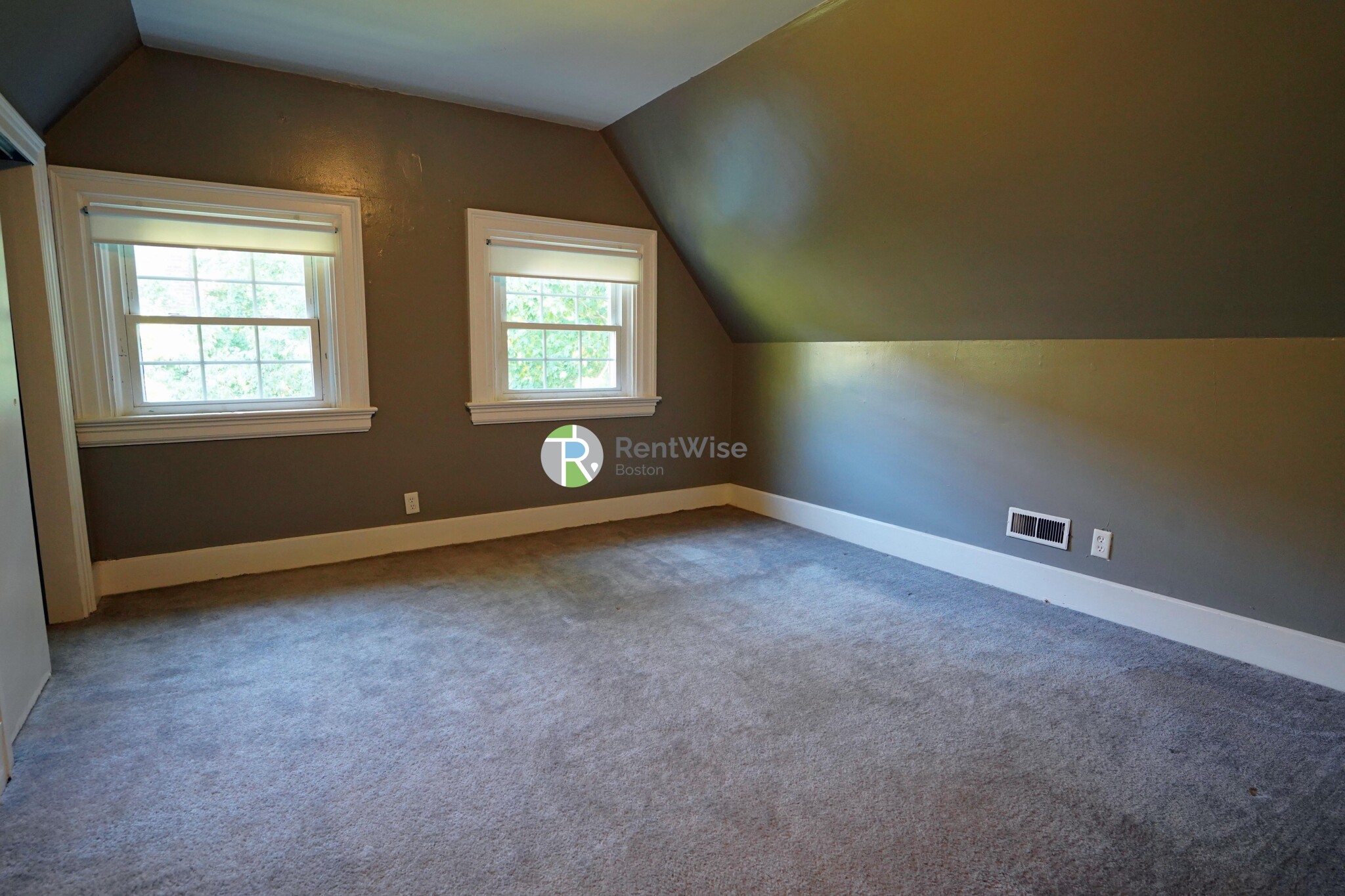 266 Chestnut Hill Ave, Brighton