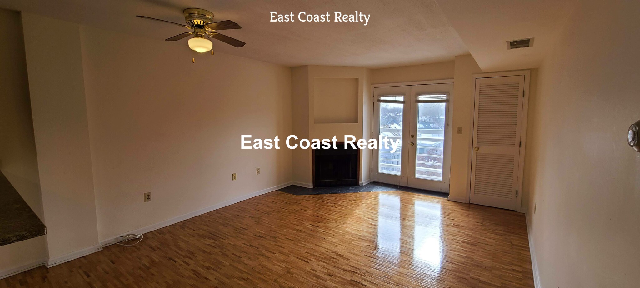 345 Franklin St, Riverside