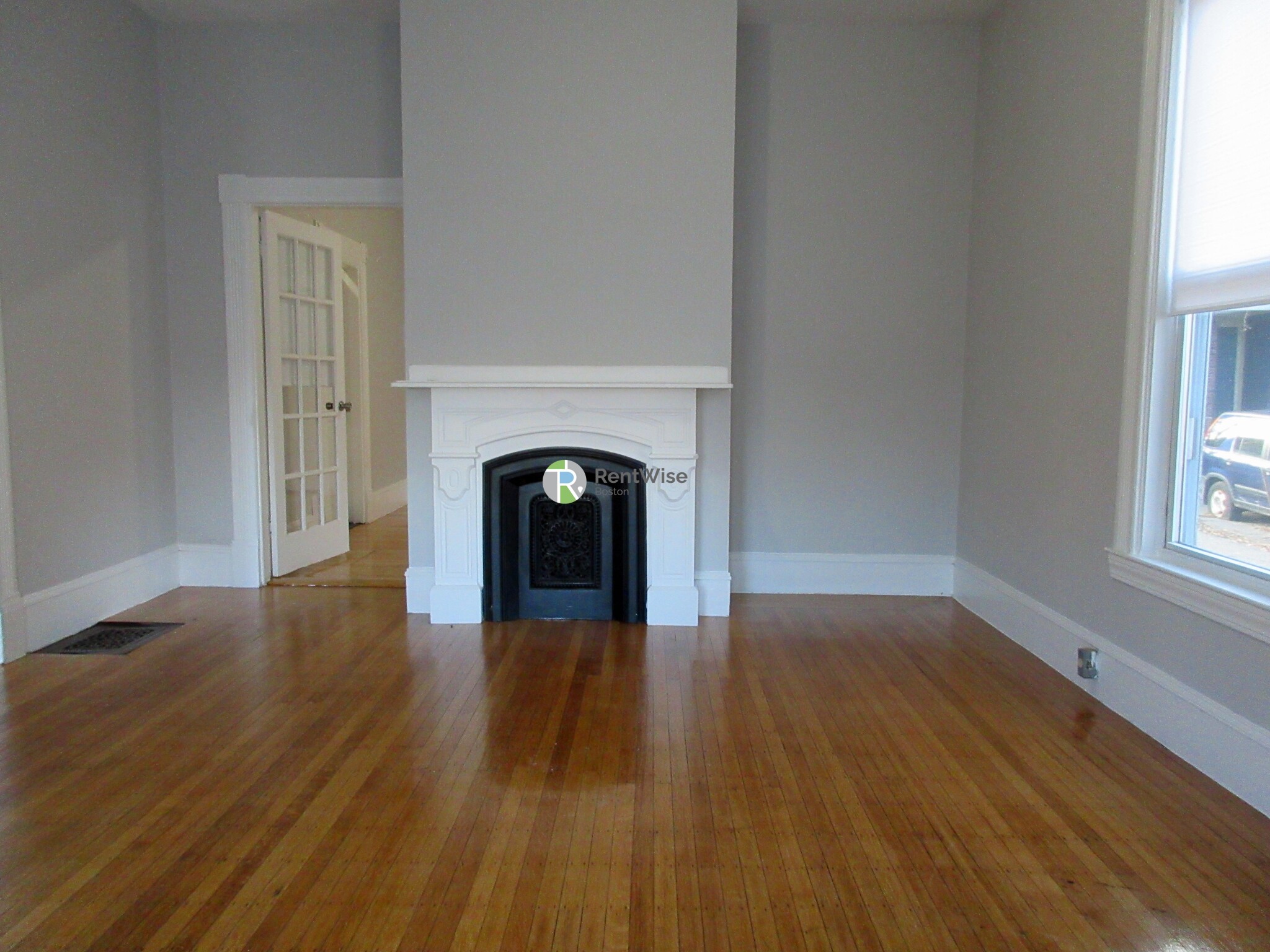 19 Linden St, Allston