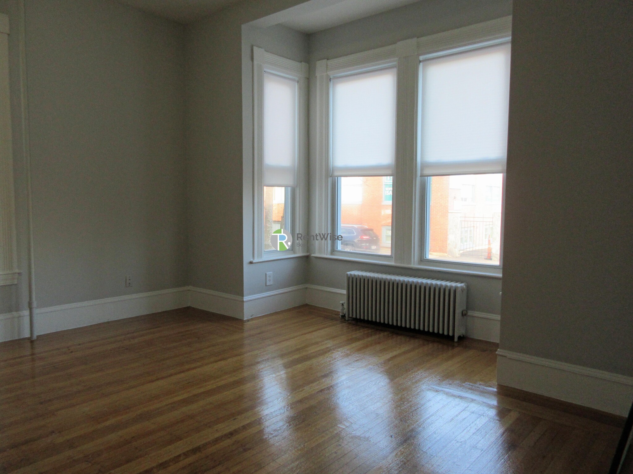 19 Linden St, Allston