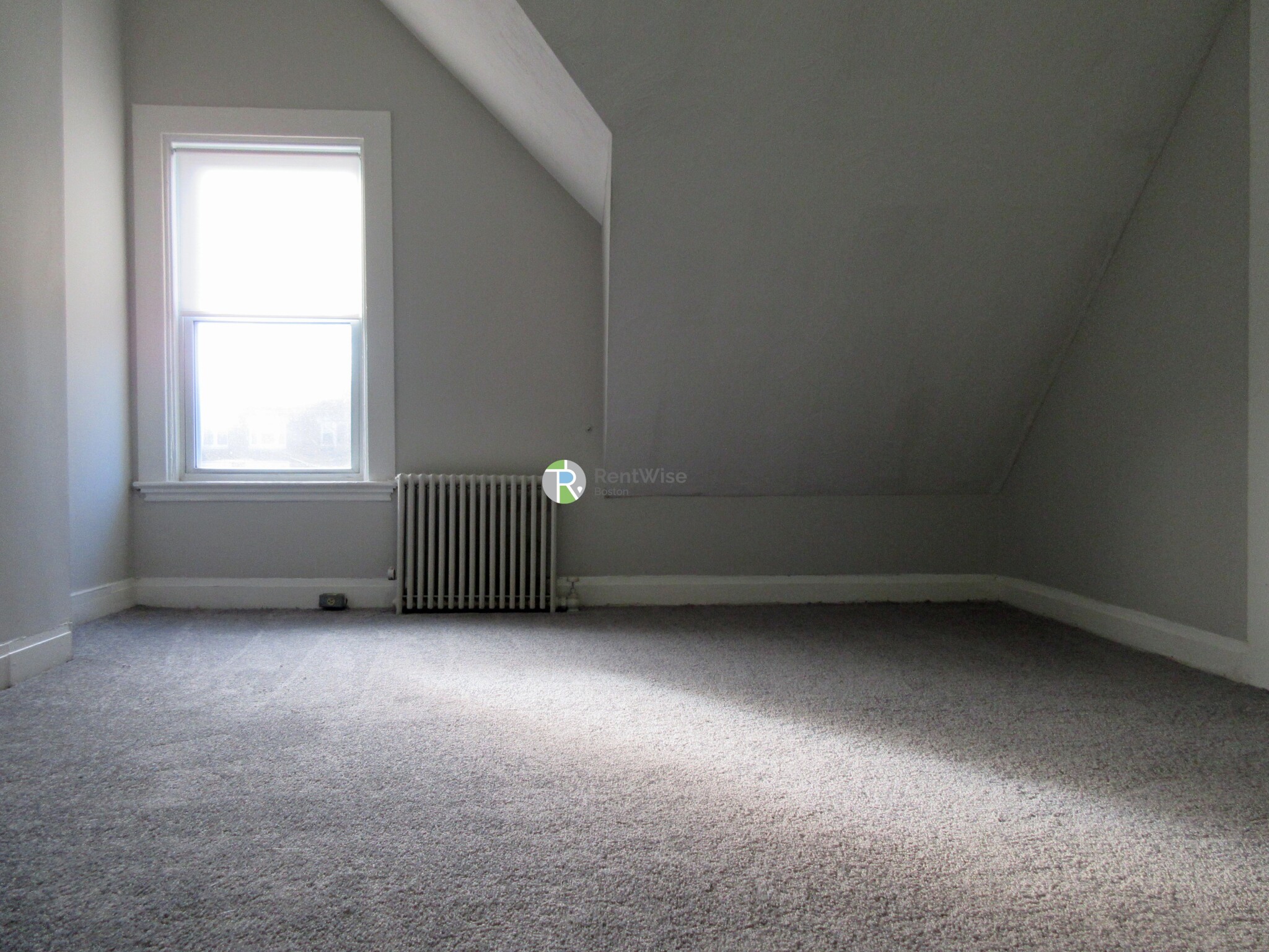 19 Linden St, Allston