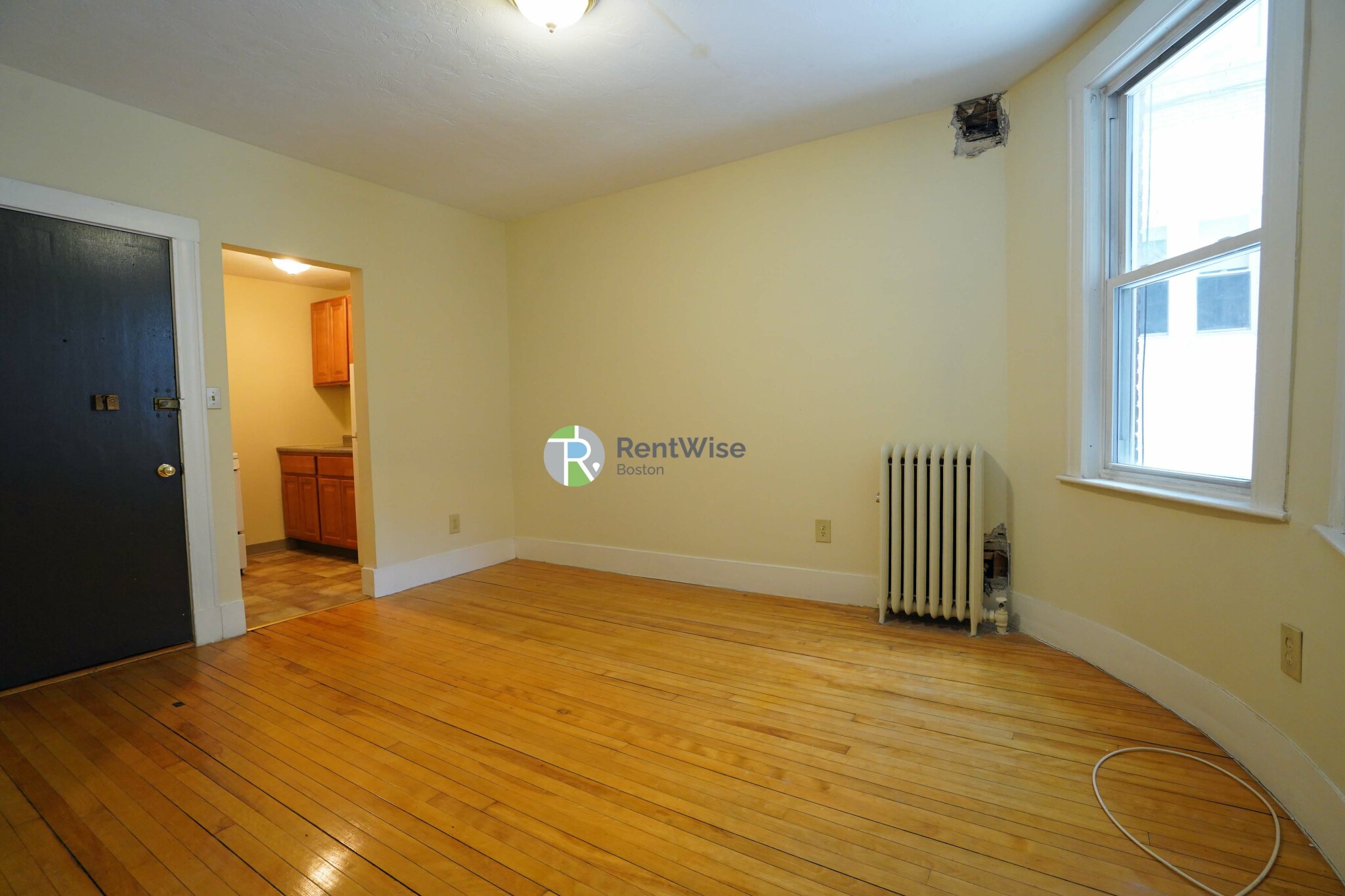 1683 Commonwealth Ave, Brighton