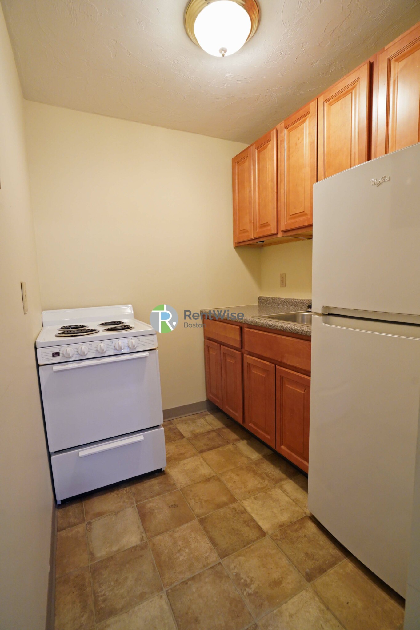 1683 Commonwealth Ave, Brighton