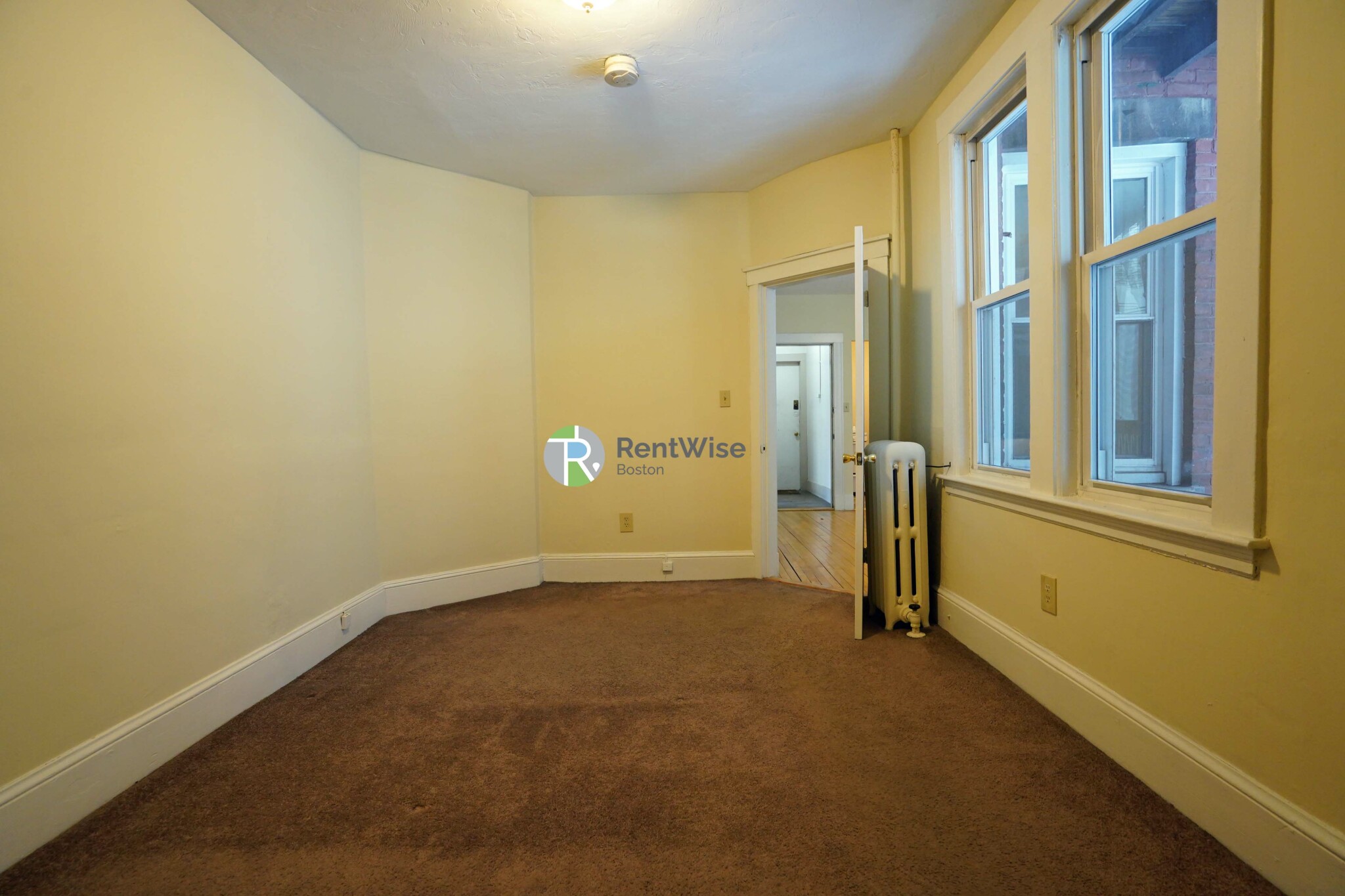 1683 Commonwealth Ave, Brighton