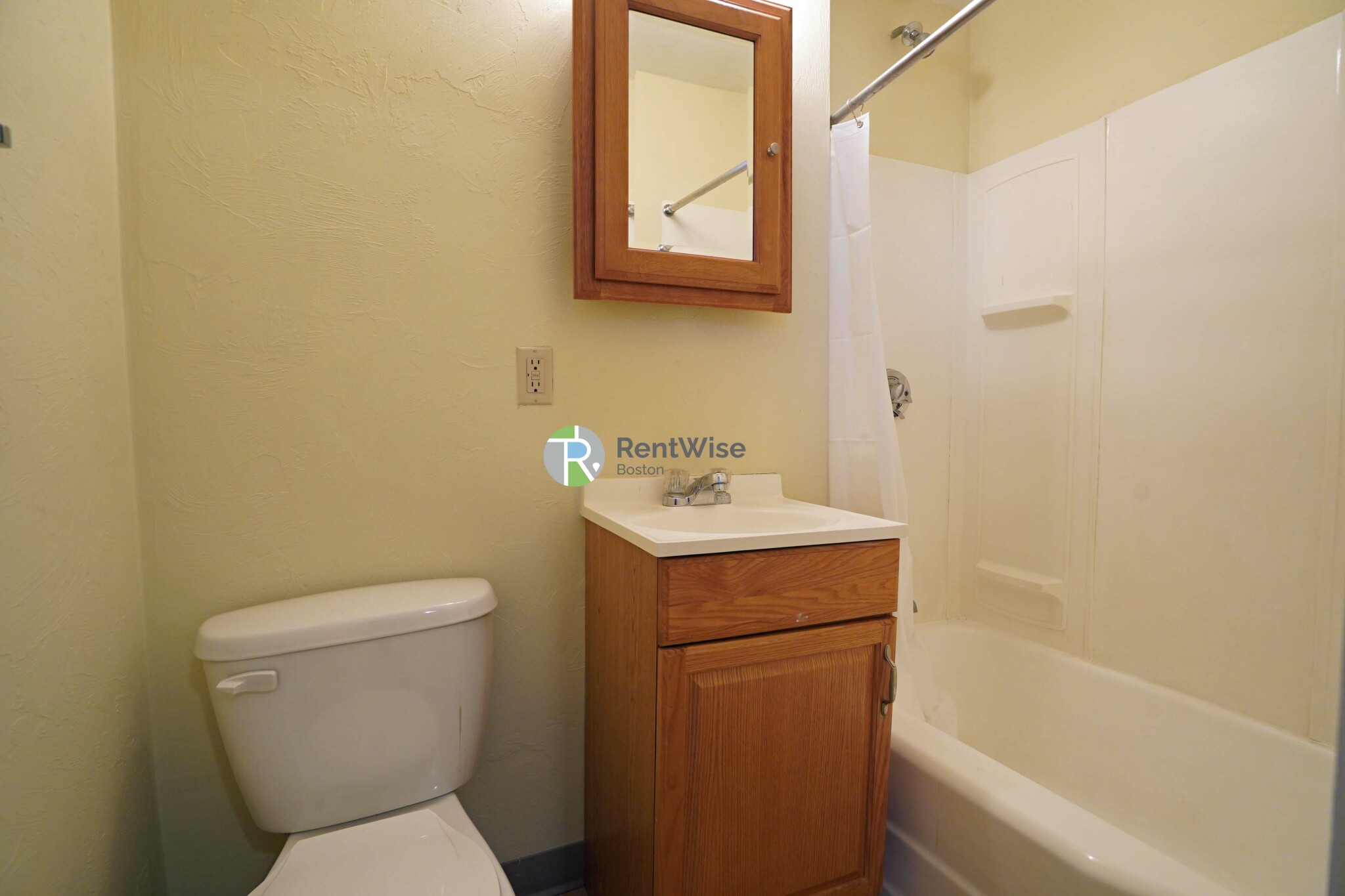 1683 Commonwealth Ave, Brighton