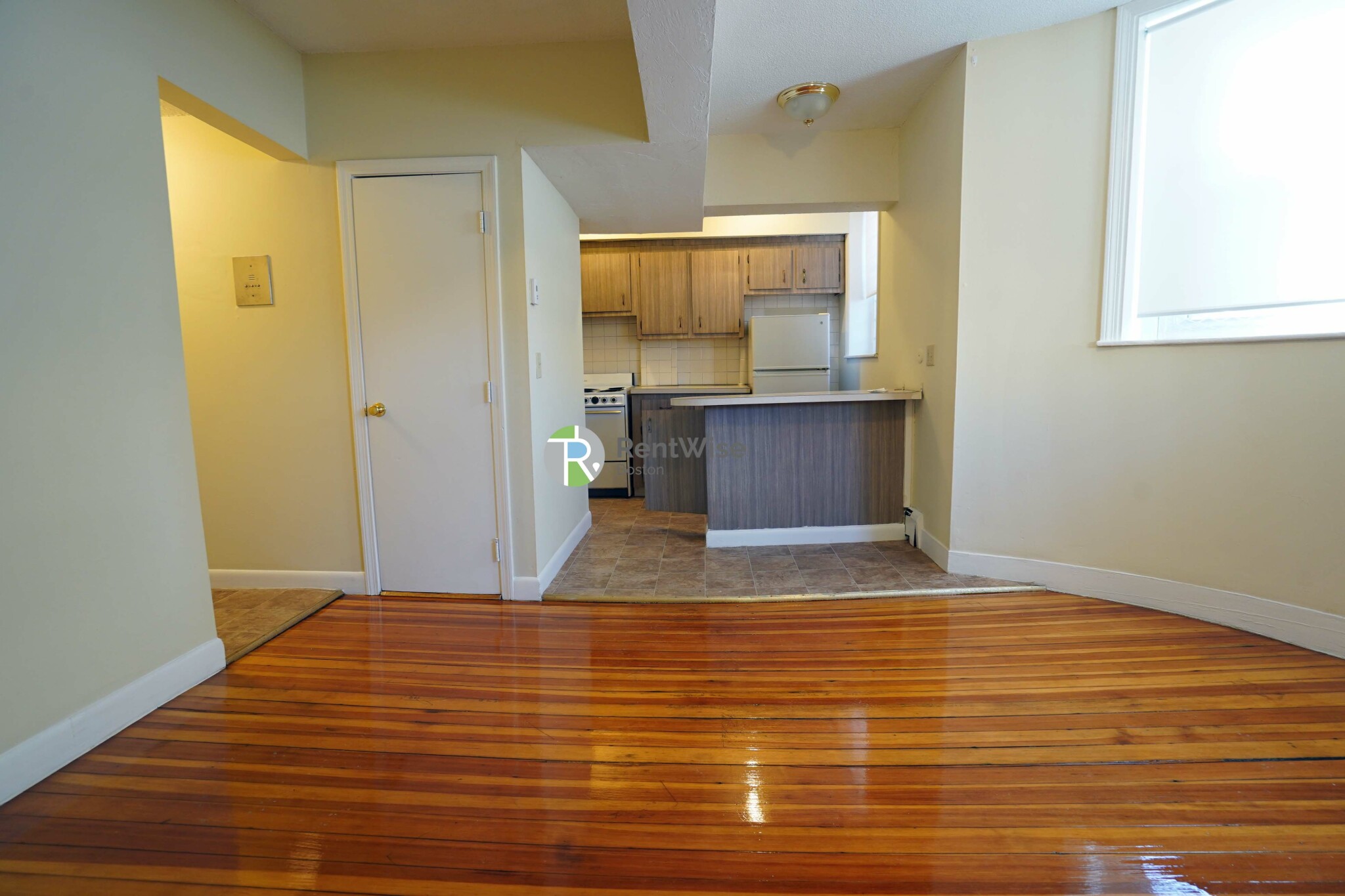 181 Thorndike St, Allston