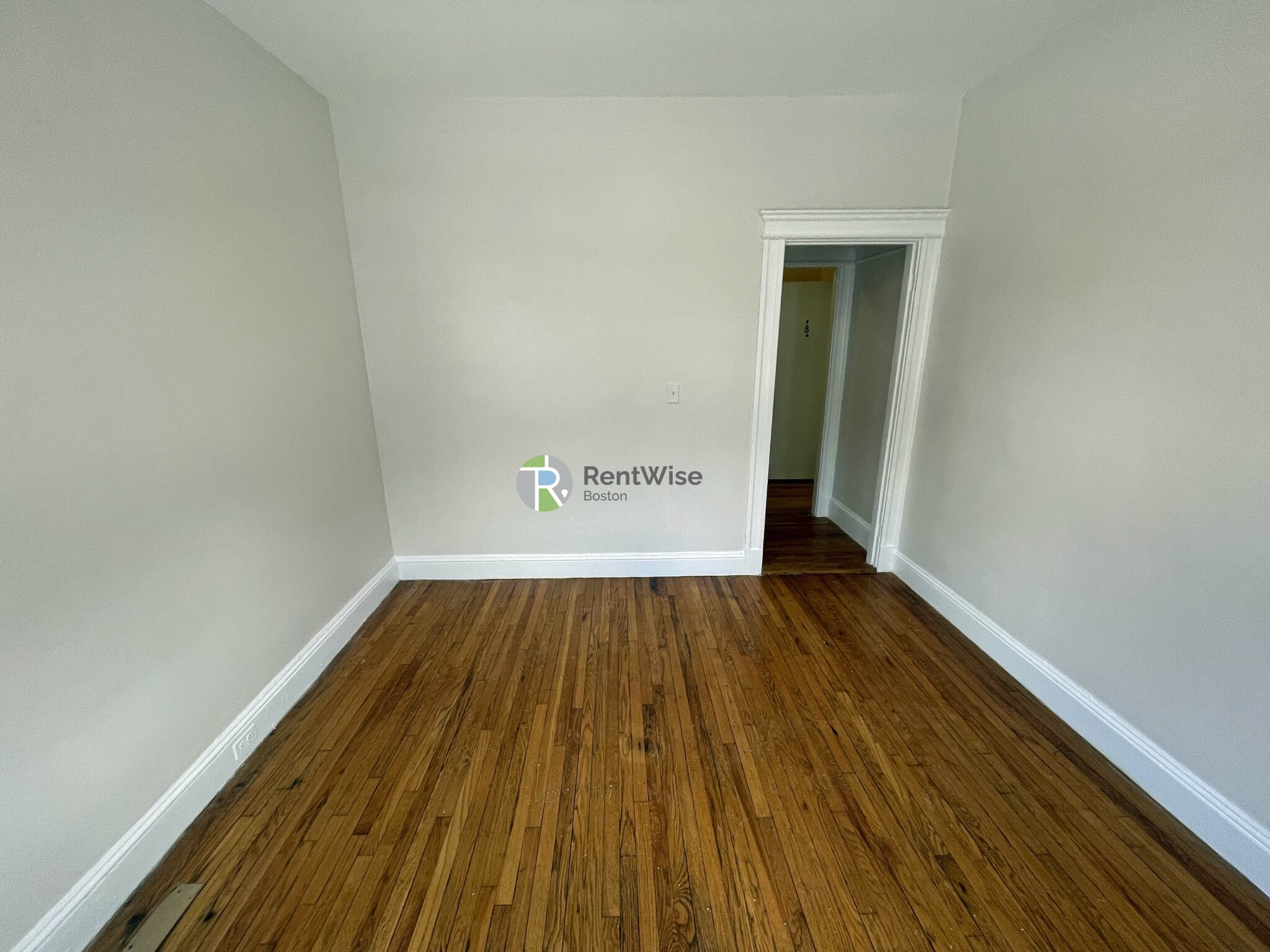 1846 Commonwealth Ave, Brighton